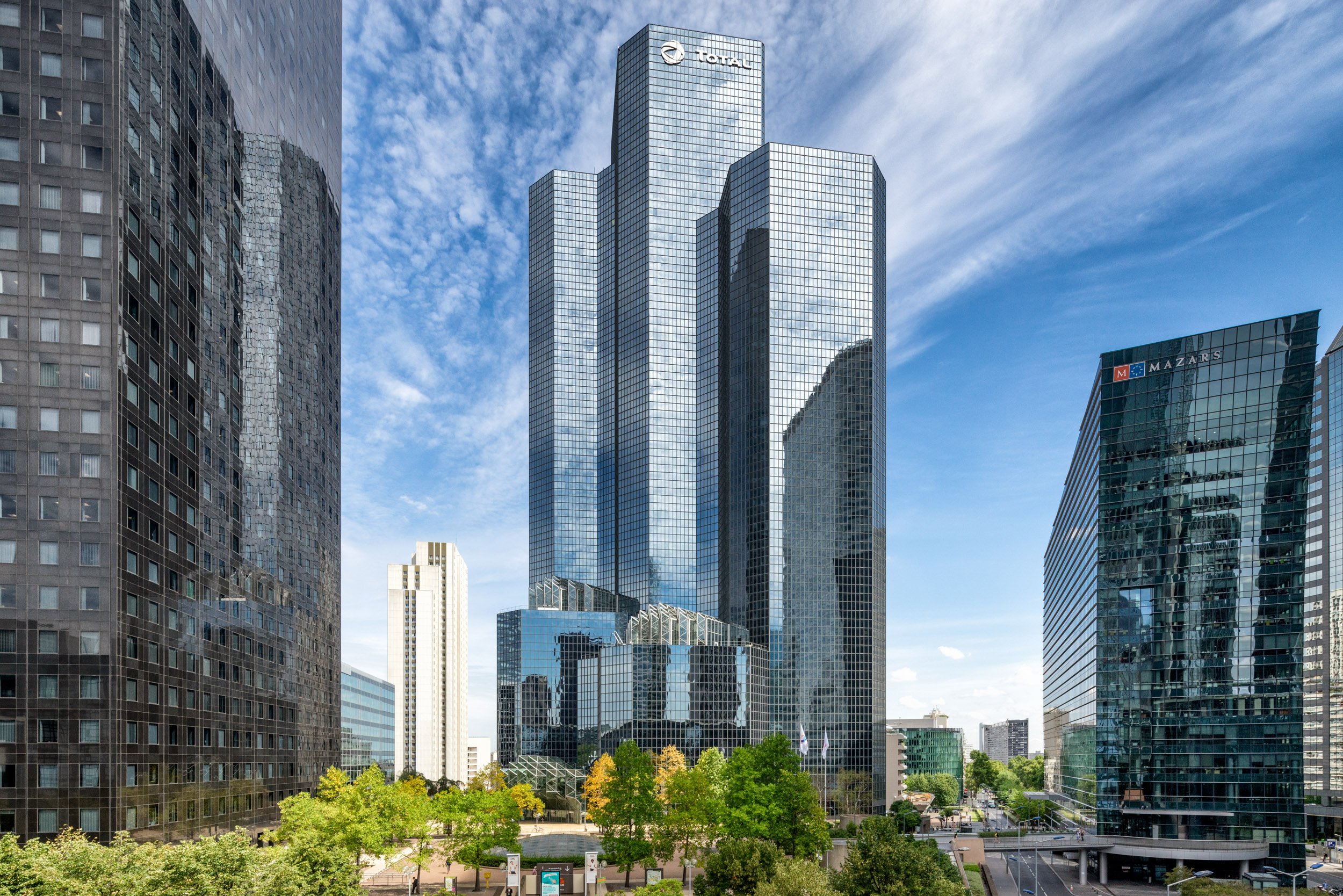 la-defense-business-district-paris-architectural-photography-102.jpg