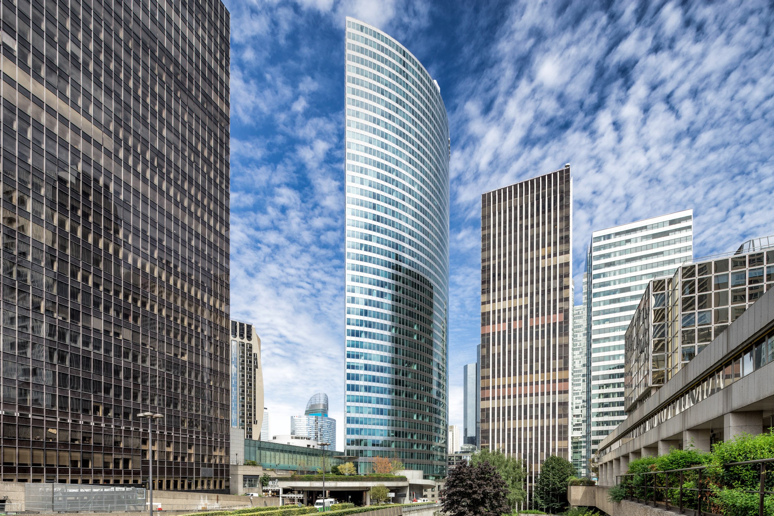 la-defense-business-district-paris-architectural-photography-111.jpg