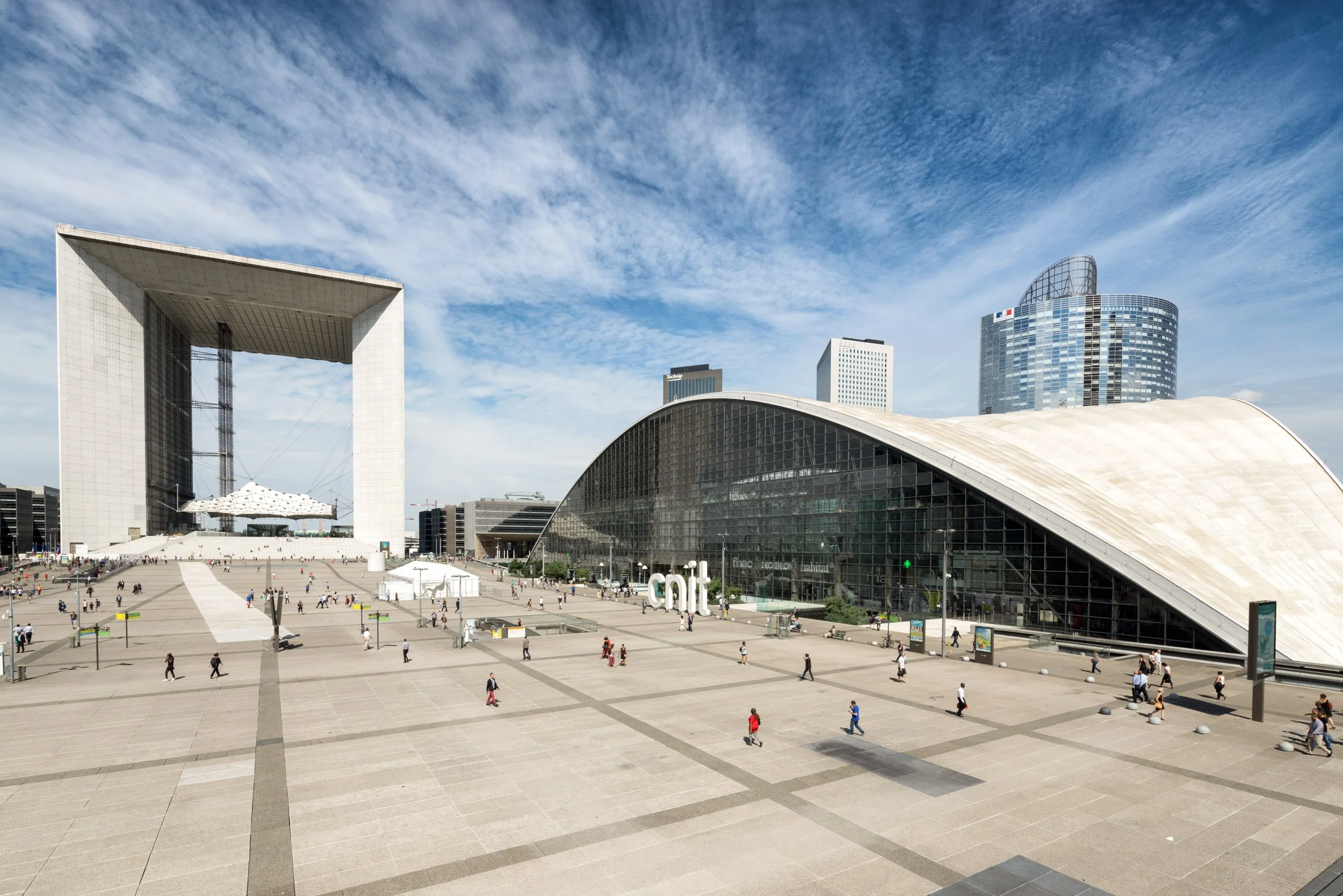 la-defense-business-district-paris-architectural-photography-100.jpg