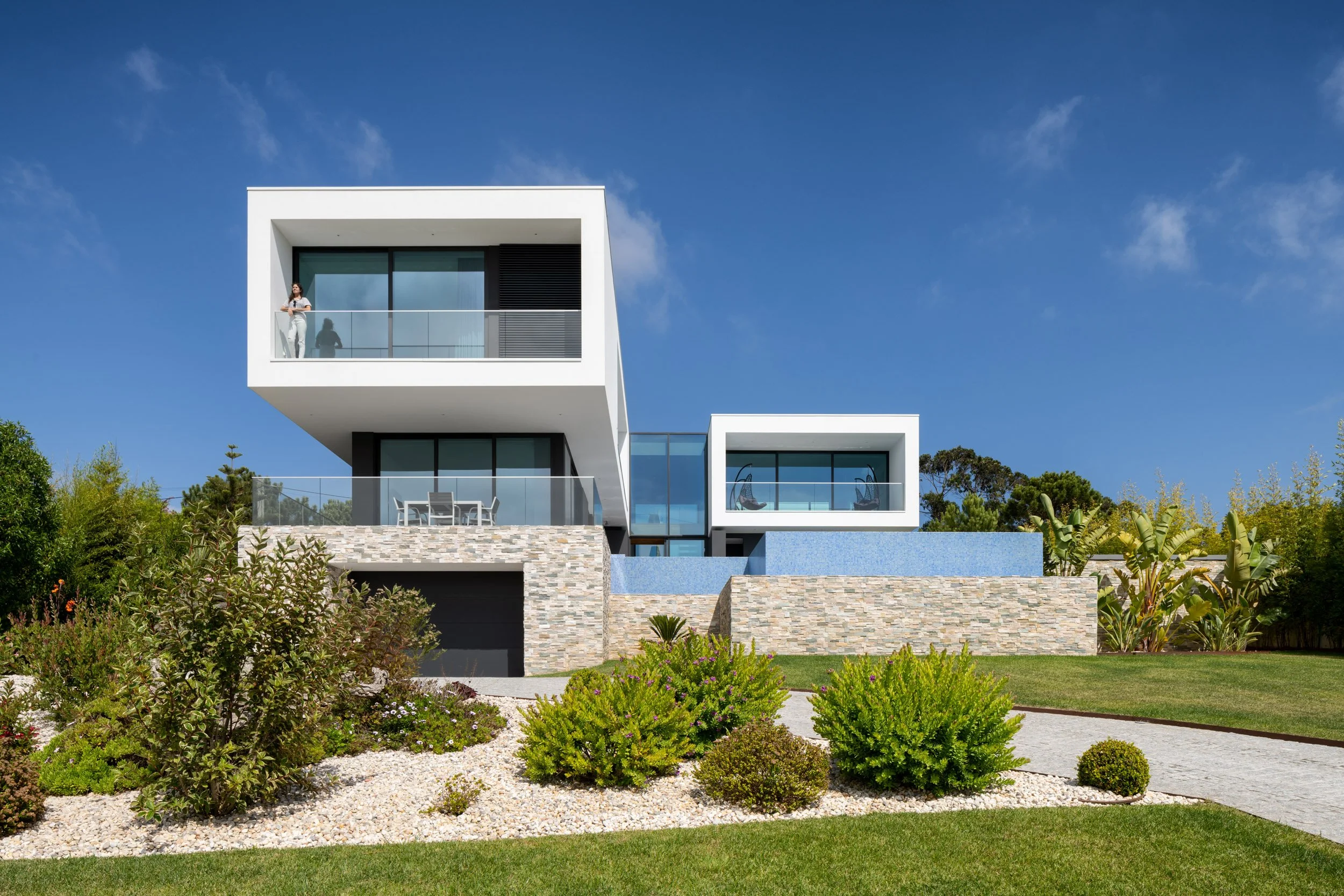 foz-do-arelho-private-residence-portugal-architectural-photography-37.jpg