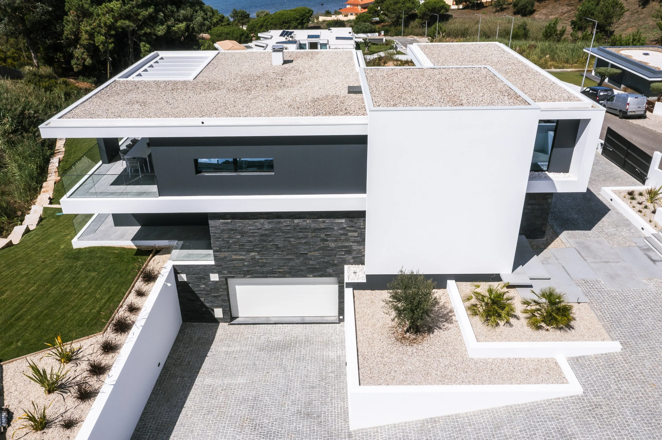 foz-do-arelho-contemporary-private-residence-portugal-aerial-photography081.jpg