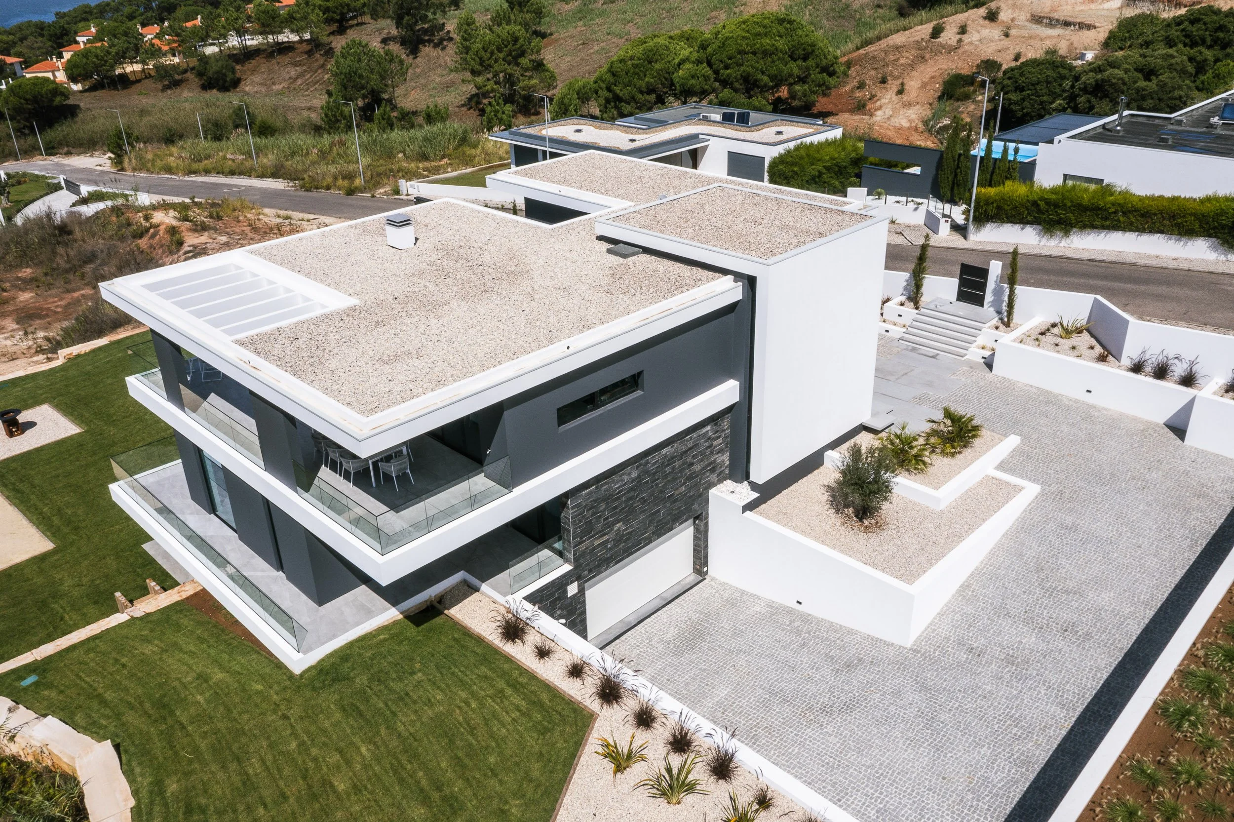 foz-do-arelho-contemporary-private-residence-portugal-aerial-photography082.jpg