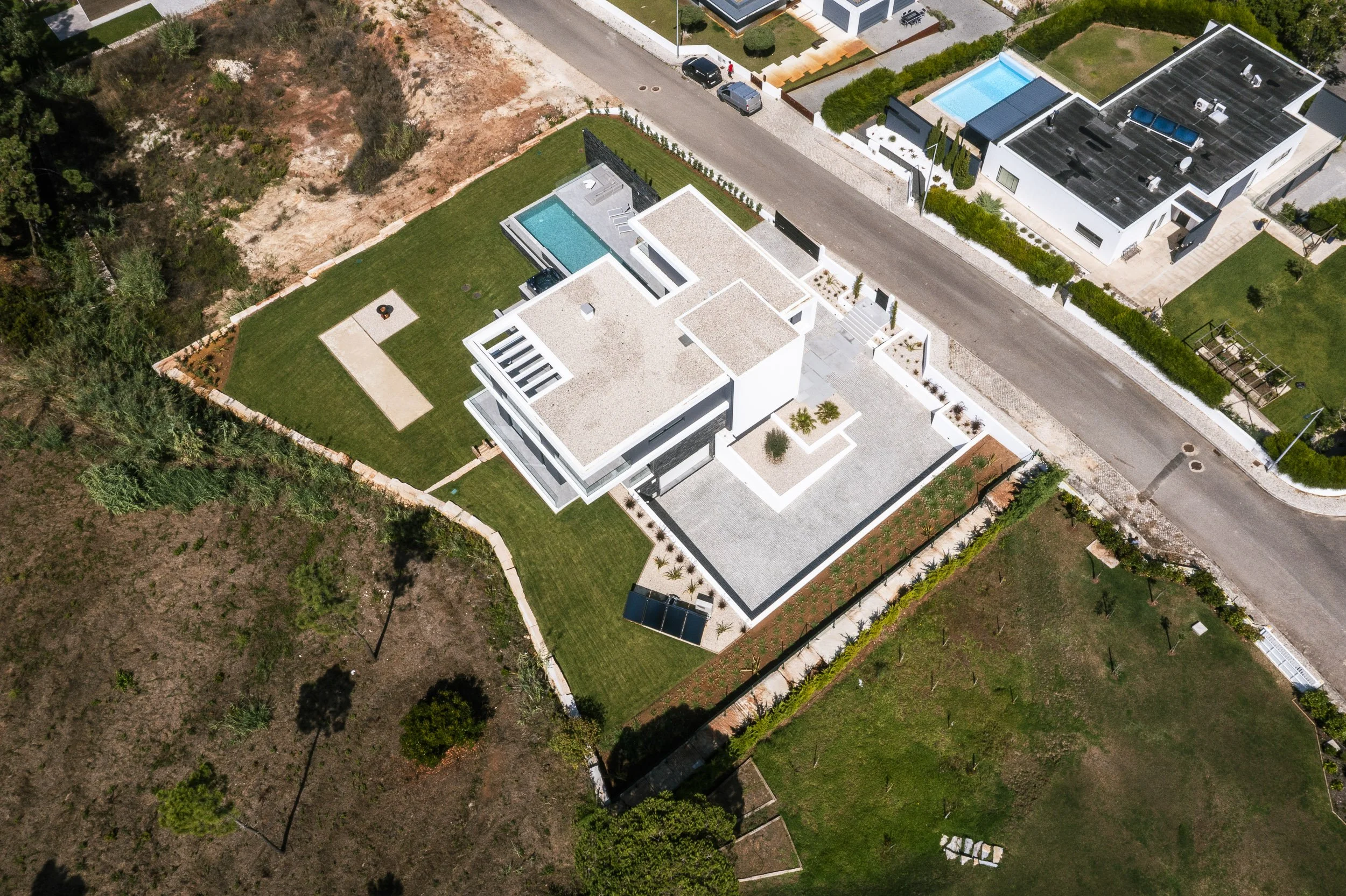 foz-do-arelho-contemporary-private-residence-portugal-aerial-photography087.jpg