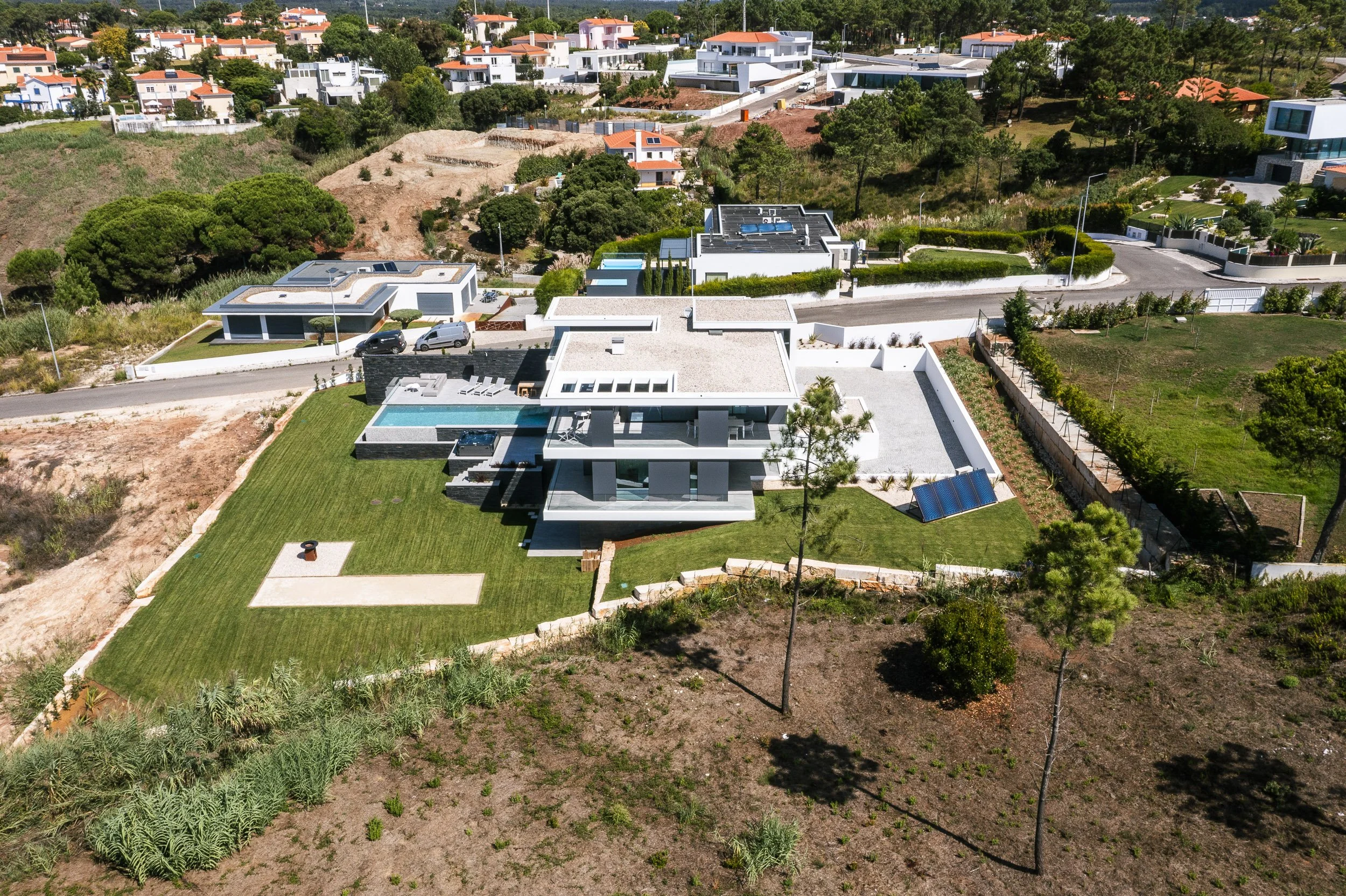 foz-do-arelho-contemporary-private-residence-portugal-aerial-photography093.jpg