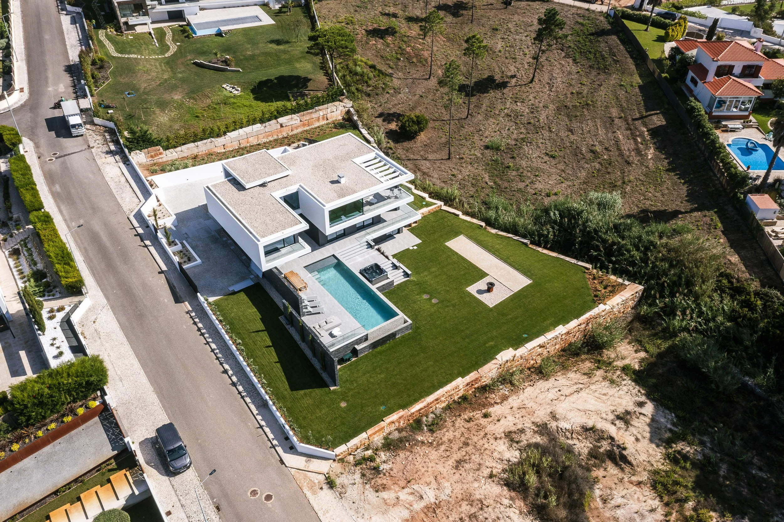 foz-do-arelho-contemporary-private-residence-portugal-aerial-photography094.jpg