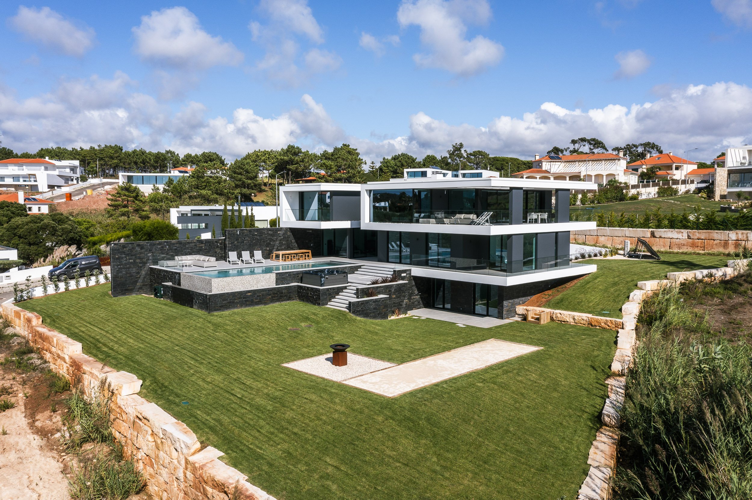 foz-do-arelho-contemporary-private-residence-portugal-aerial-photography097.jpg