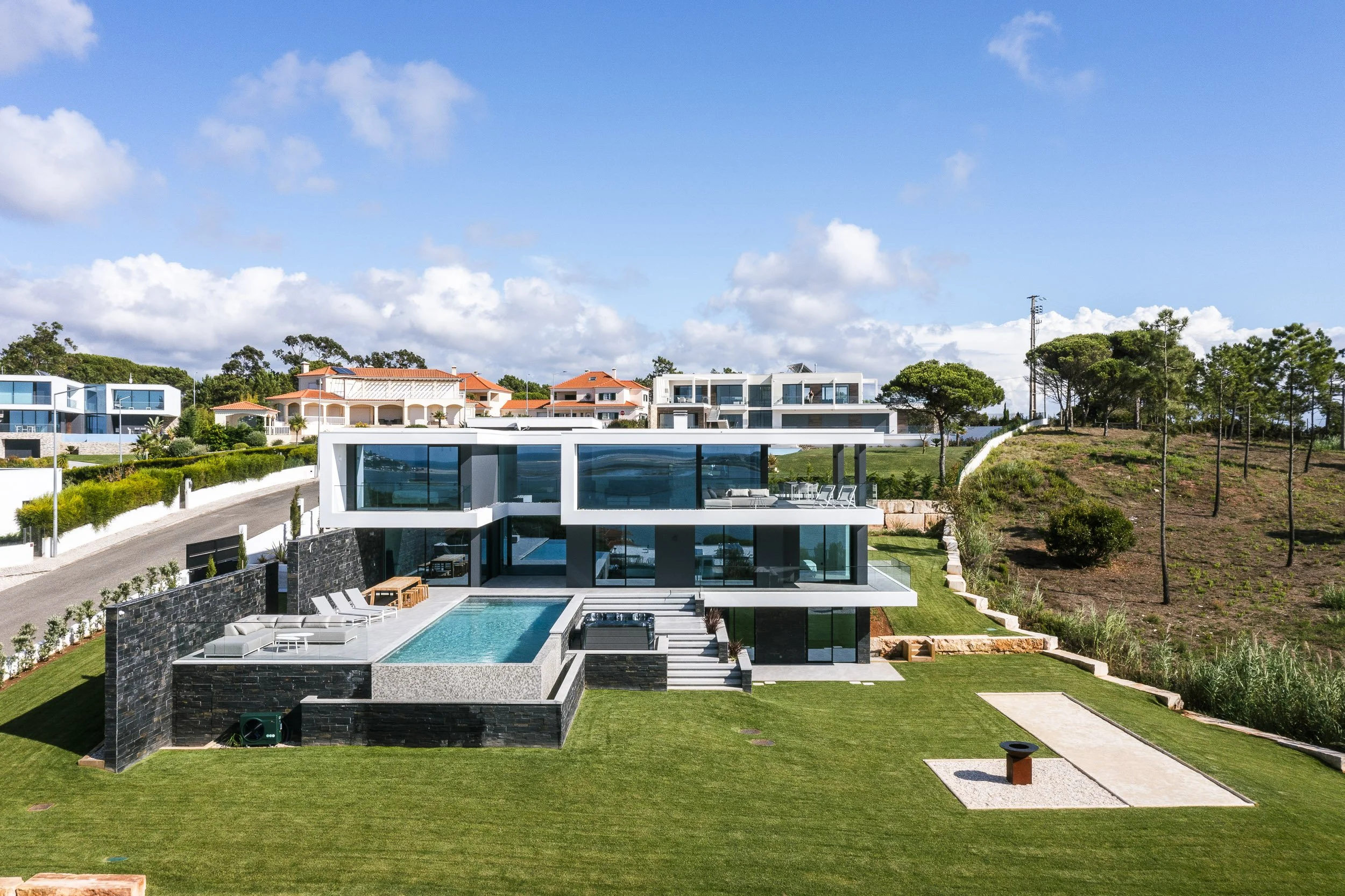 foz-do-arelho-contemporary-private-residence-portugal-aerial-photography104.jpg