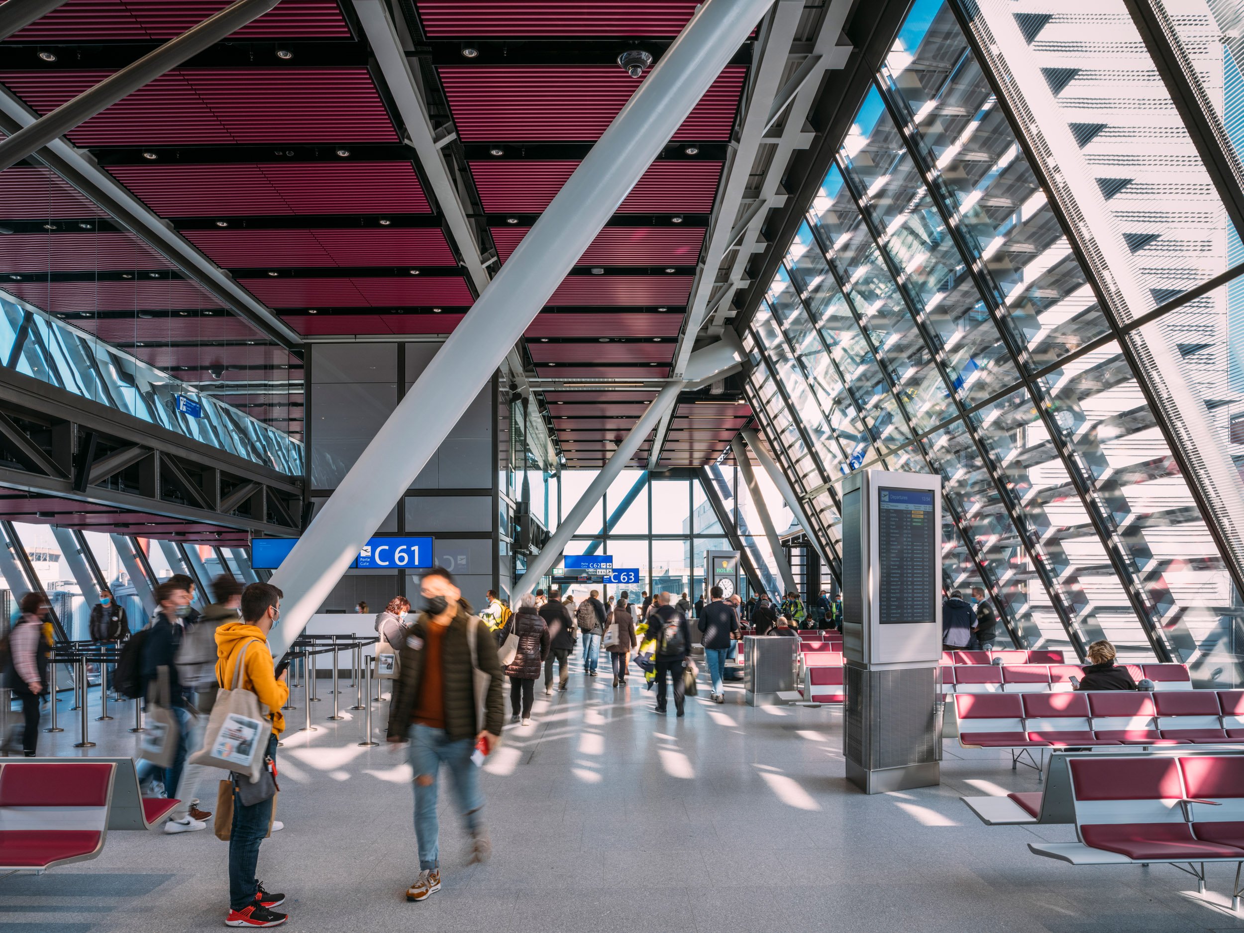 geneva-international-airport-east-wing-rshp-interior-008.jpg