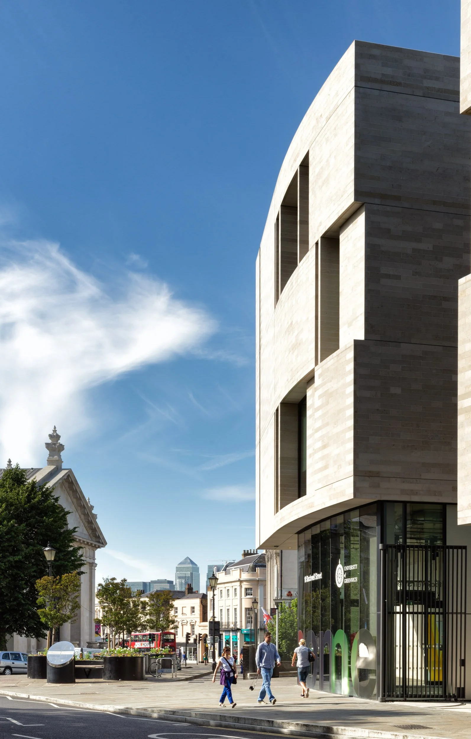 university-of-greenwich-library-academic-building-london-exterior-19.jpg