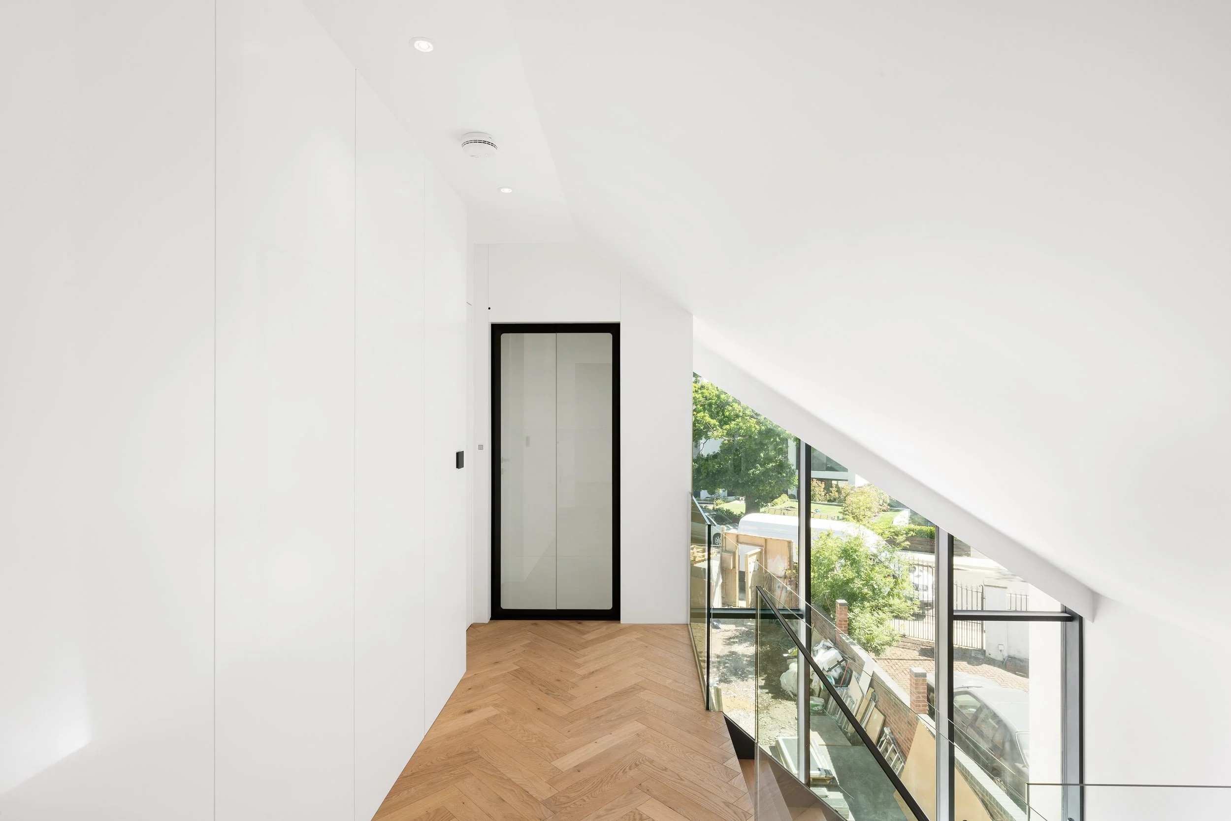 uphill-road-private-residence-london-interior-03.jpg
