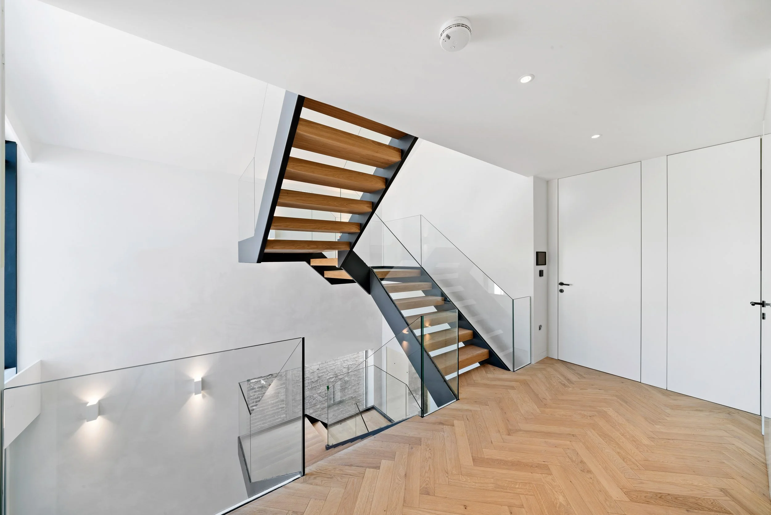 uphill-road-private-residence-london-interior-30.jpg