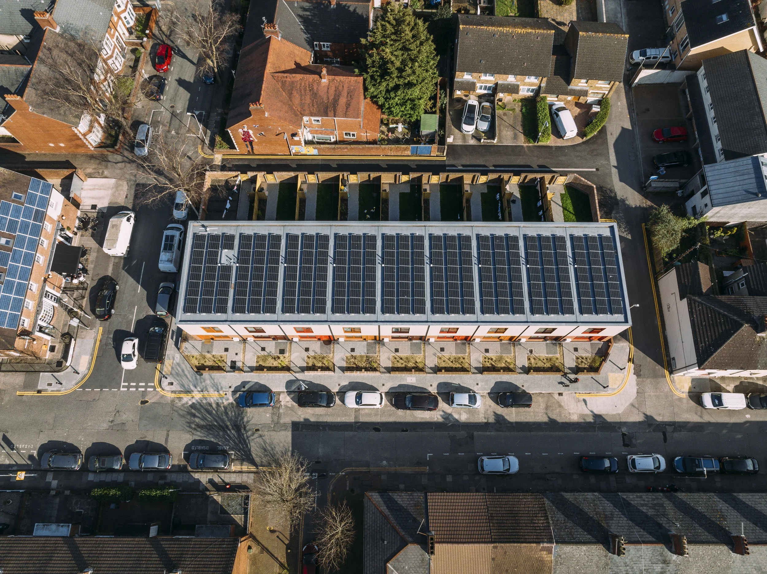 crofts-street-cardiff-modular-housing-rshp-aerial-33.jpg
