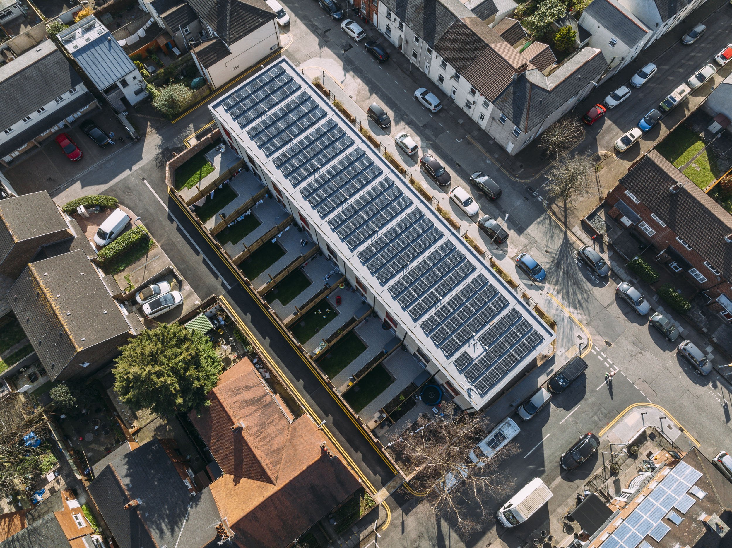 crofts-street-cardiff-modular-housing-rshp-aerial-41.jpg