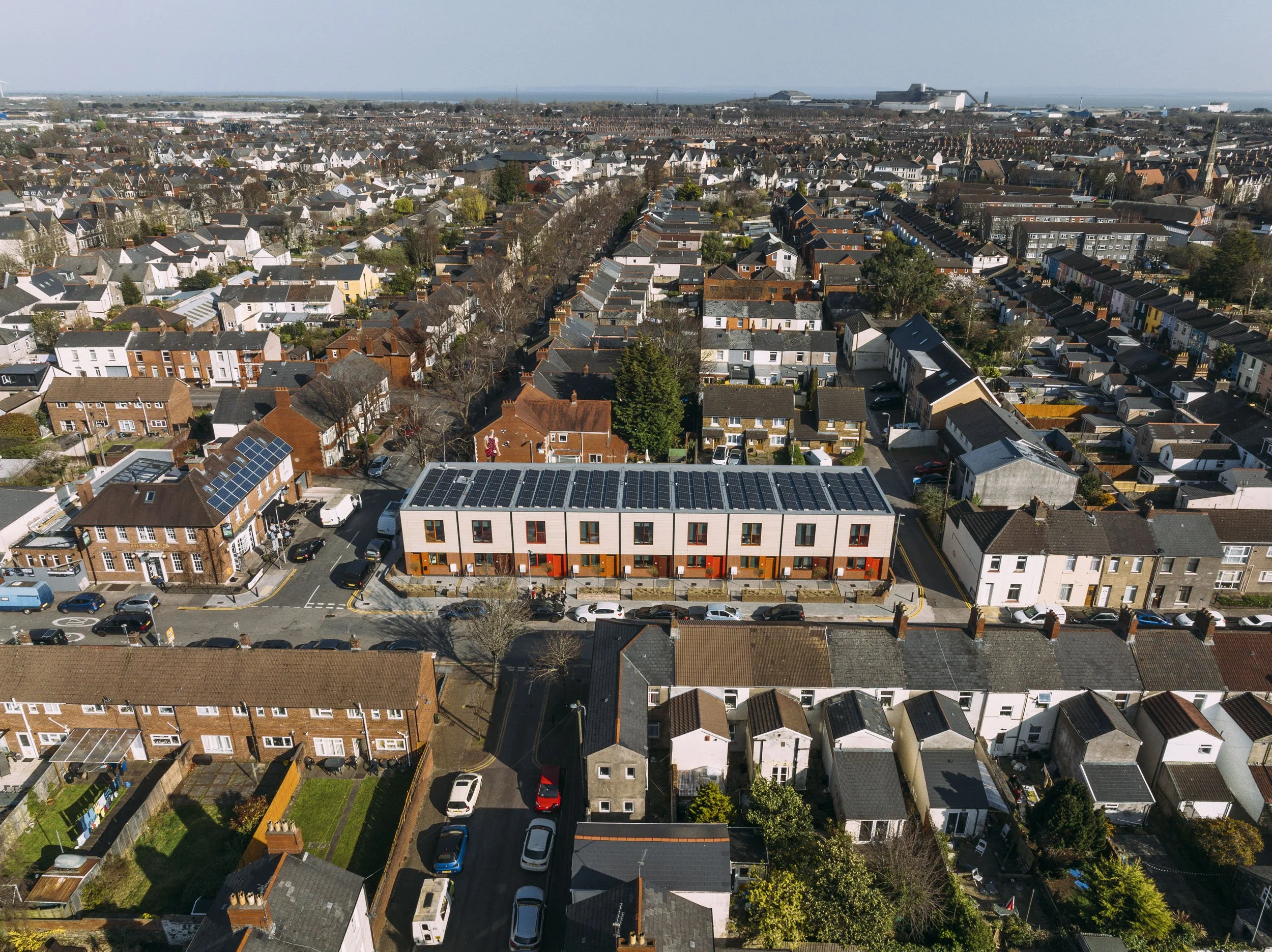 crofts-street-cardiff-modular-housing-rshp-aerial-45.jpg