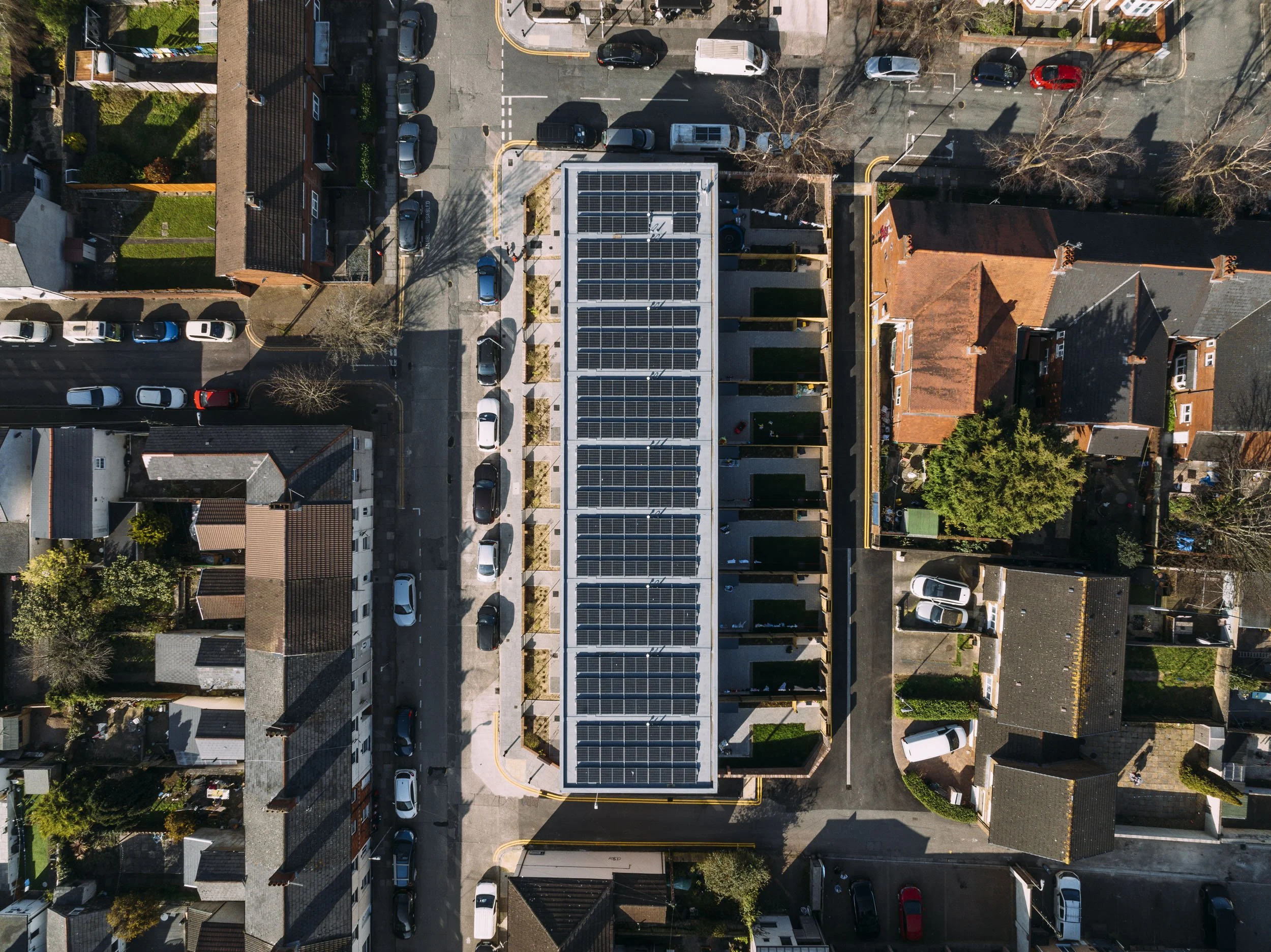 crofts-street-cardiff-modular-housing-rshp-aerial-35.jpg