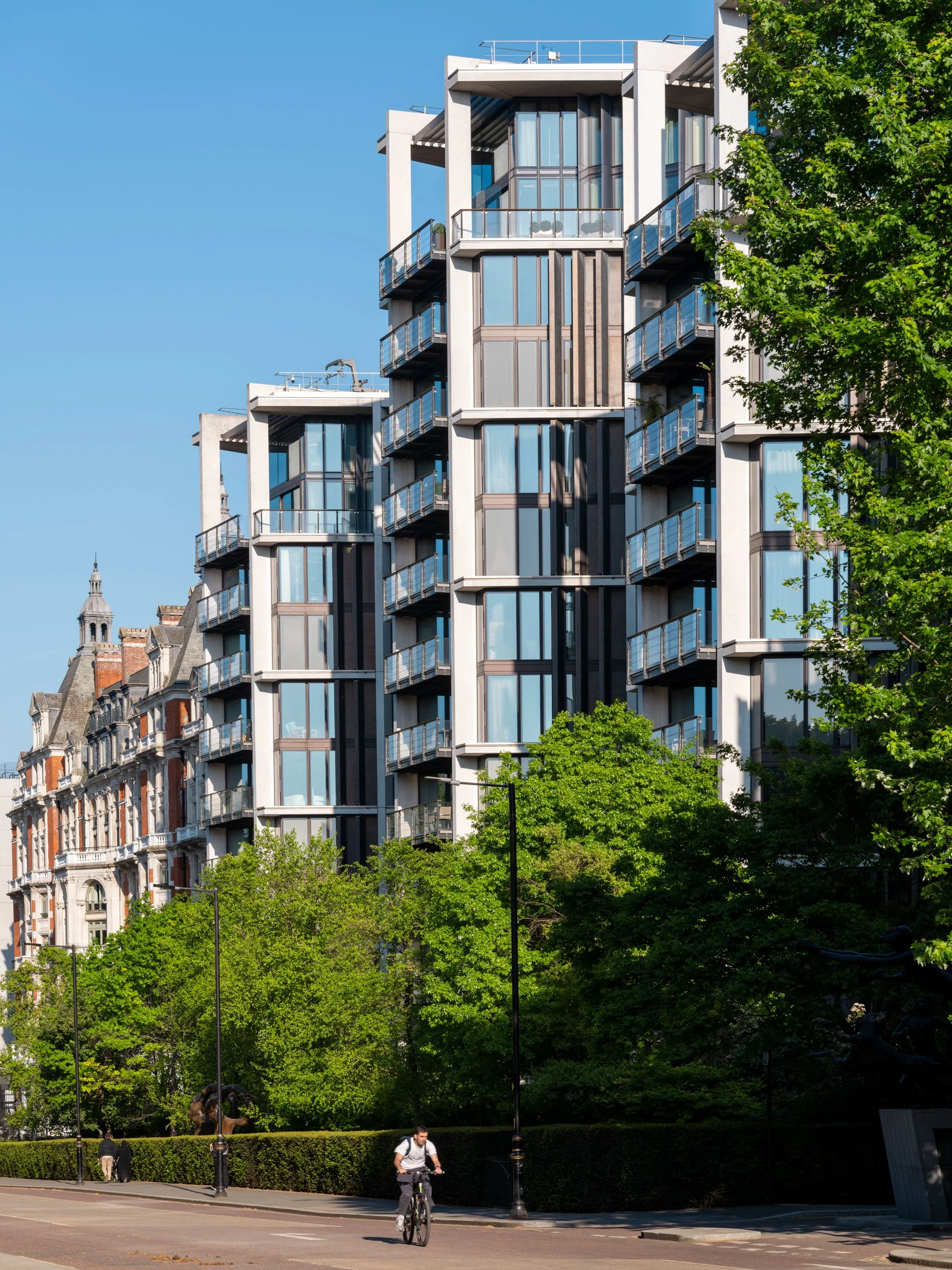 one-hyde-park-knightsbridge-luxury-residential-rshp-architecture-london-joas-souza-029.jpg