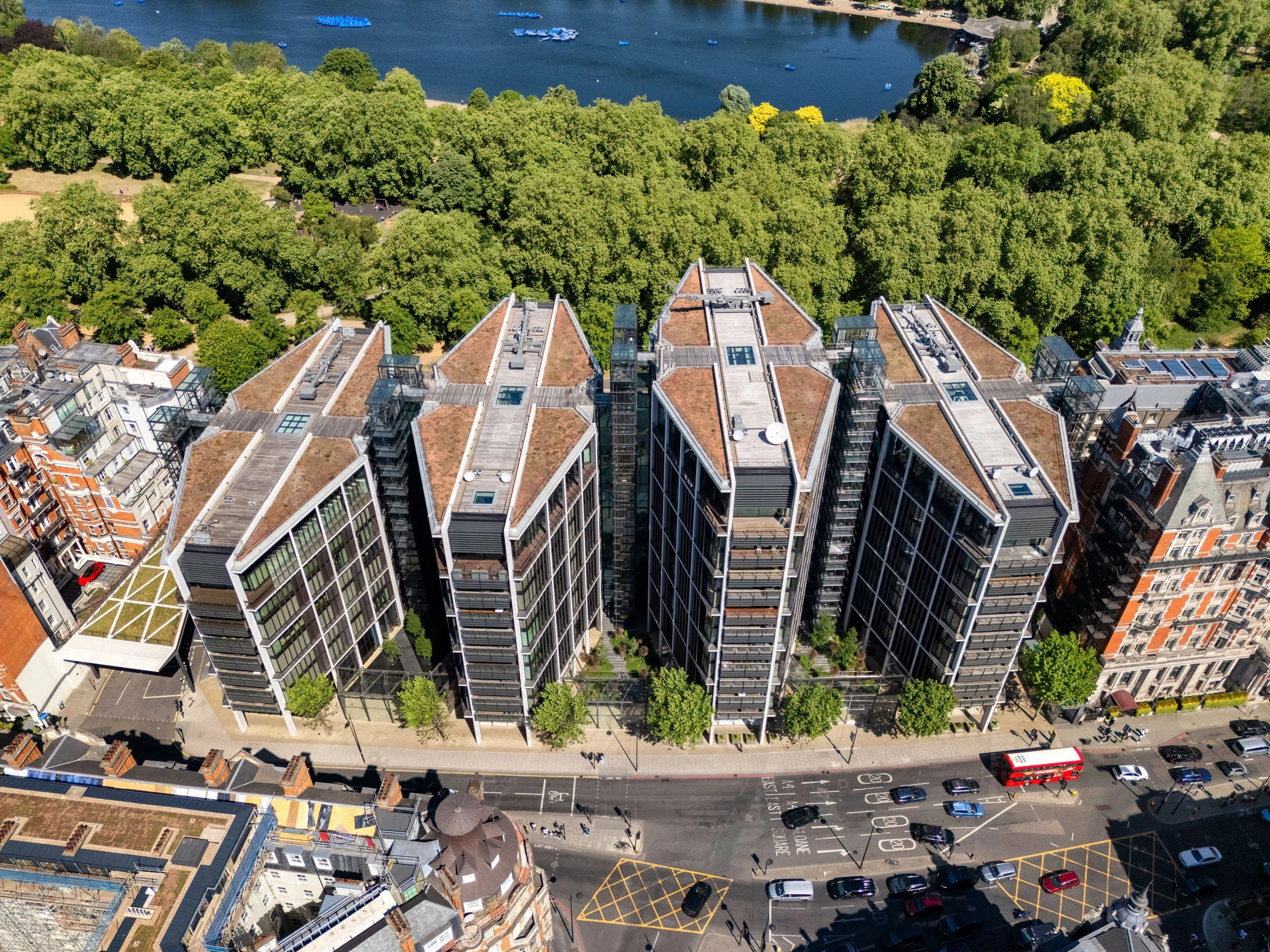 one-hyde-park-knightsbridge-luxury-residential-rshp-architecture-london-aerial-drone-joas-souza-066.jpg