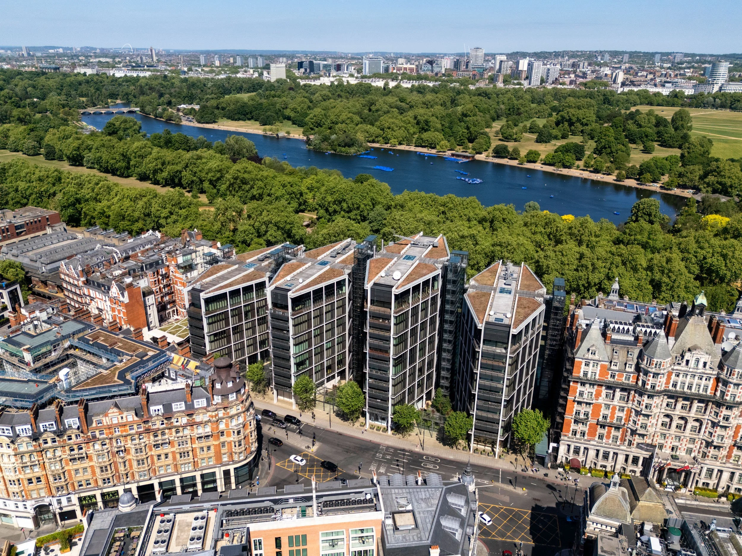 one-hyde-park-knightsbridge-luxury-residential-rshp-architecture-london-aerial-drone-joas-souza-068.jpg