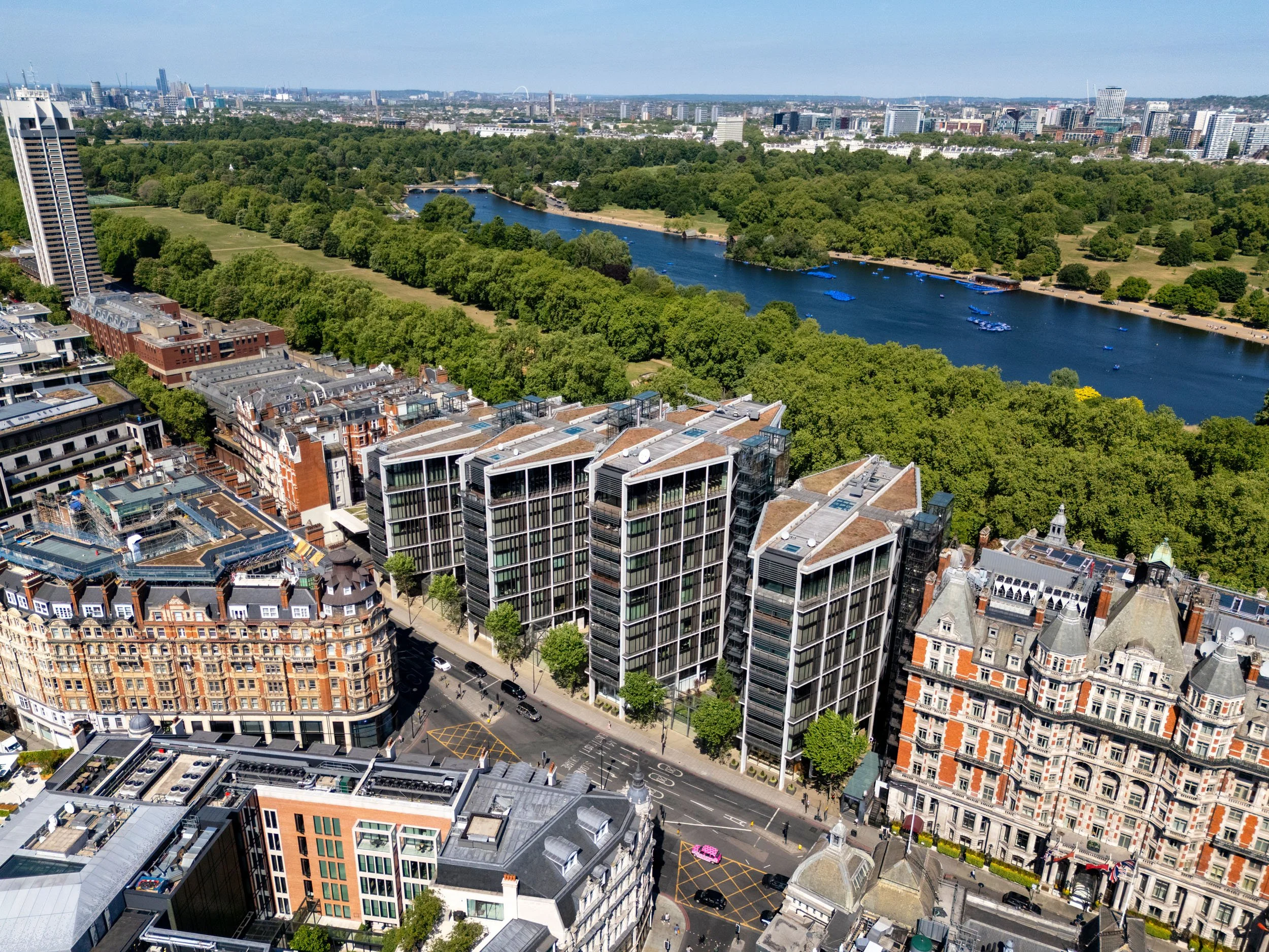 one-hyde-park-knightsbridge-luxury-residential-rshp-architecture-london-aerial-drone-joas-souza-069.jpg