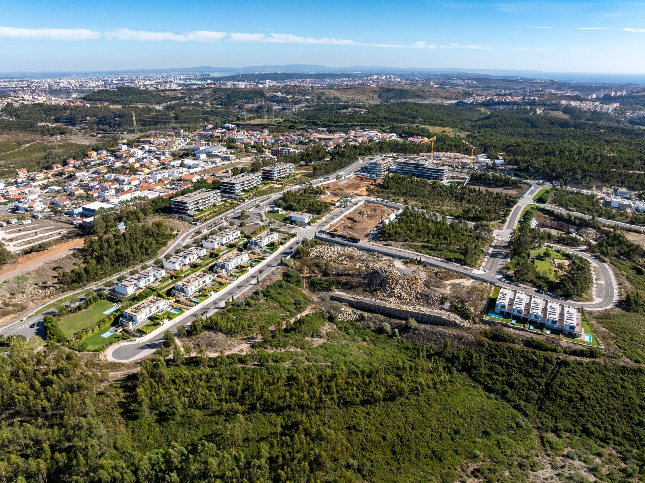belas-clube-de-campo-sintra-portugal-luxury-residential-golf-resort-aerial-12.jpg