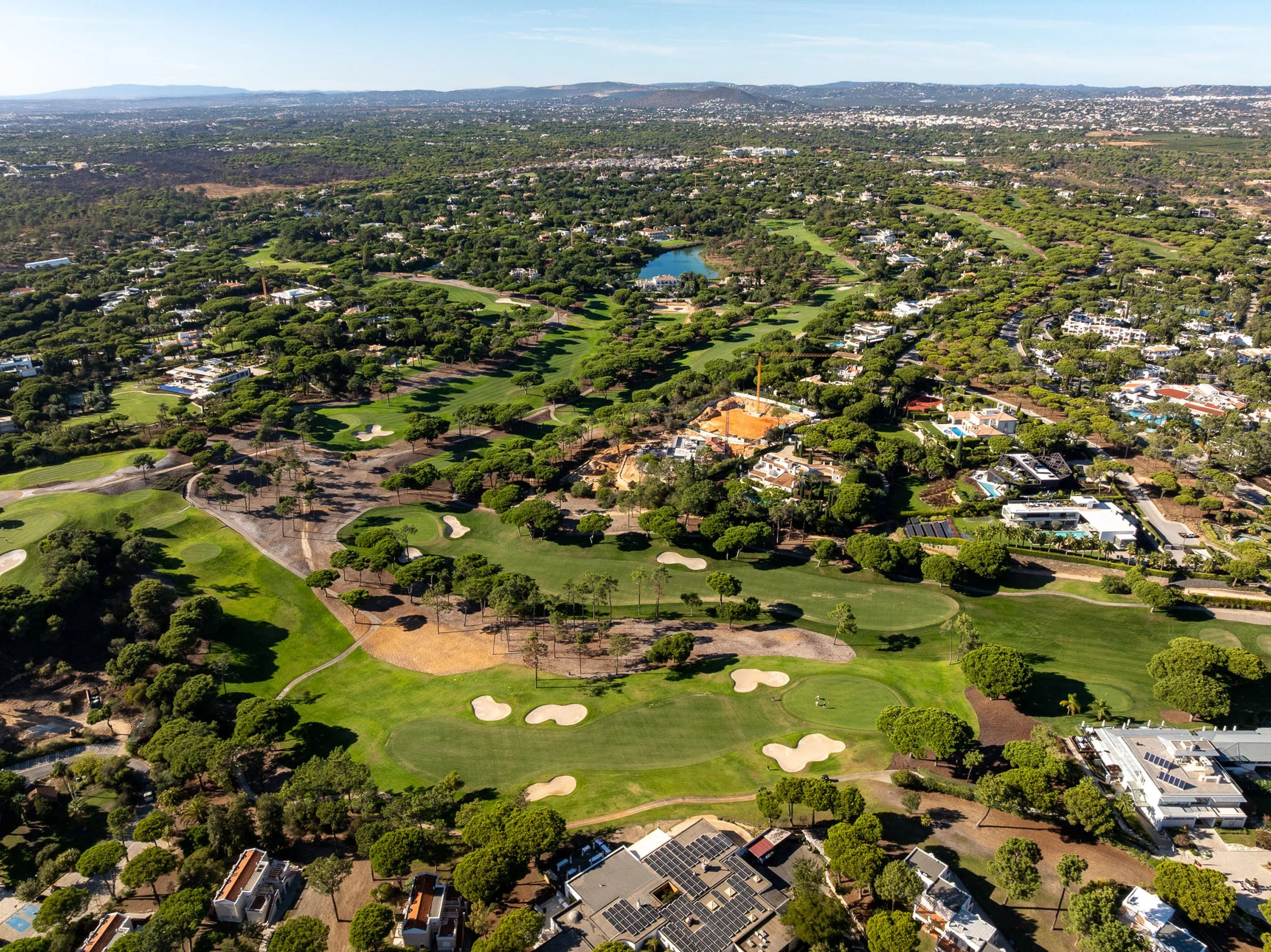 quinta-do-lago-algarve-portugal-luxury-residential-golf-resort-aerial-05.jpg