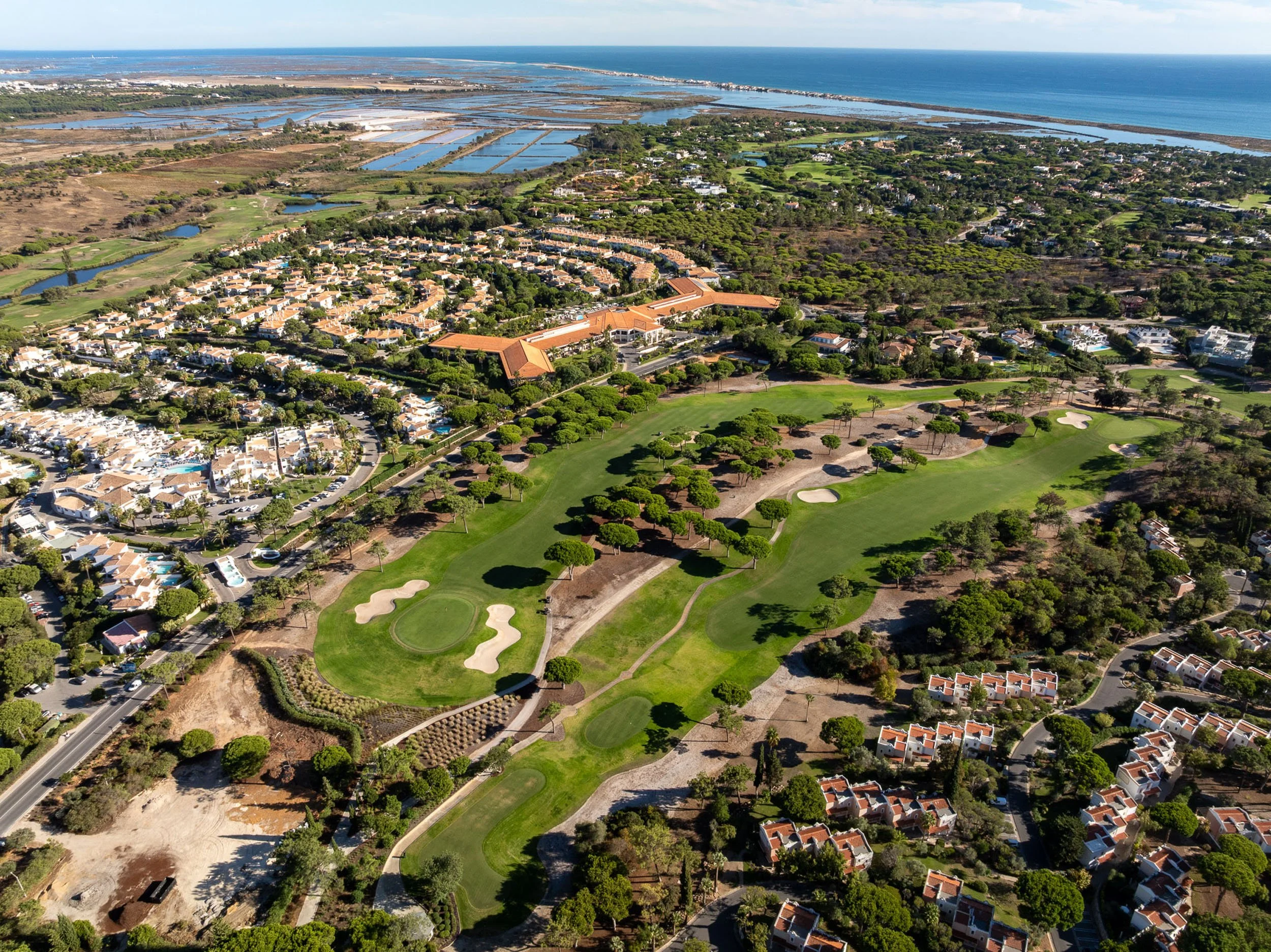 quinta-do-lago-algarve-portugal-luxury-residential-golf-resort-aerial-06.jpg