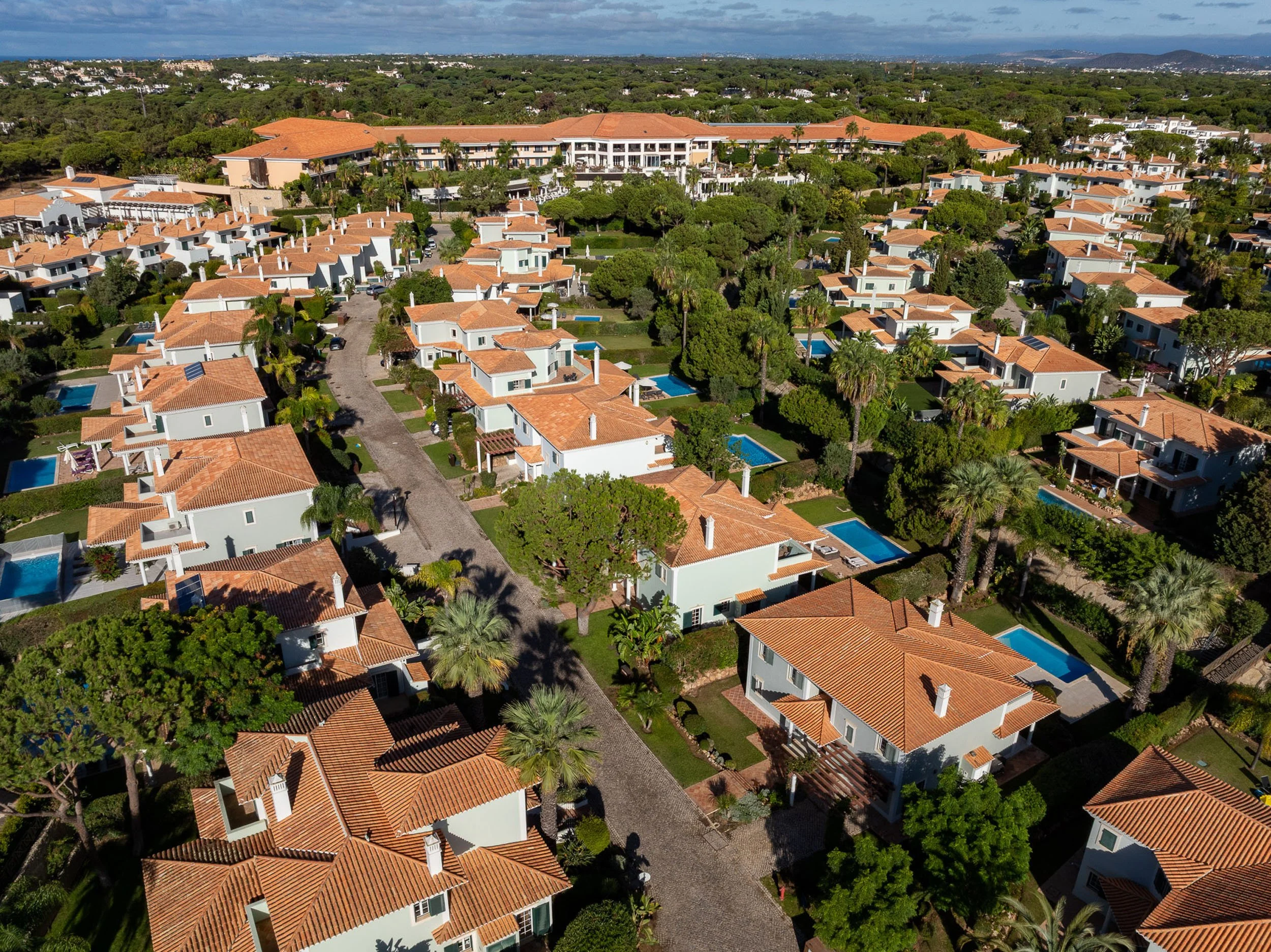 quinta-do-lago-algarve-portugal-luxury-residential-golf-resort-aerial-35.jpg
