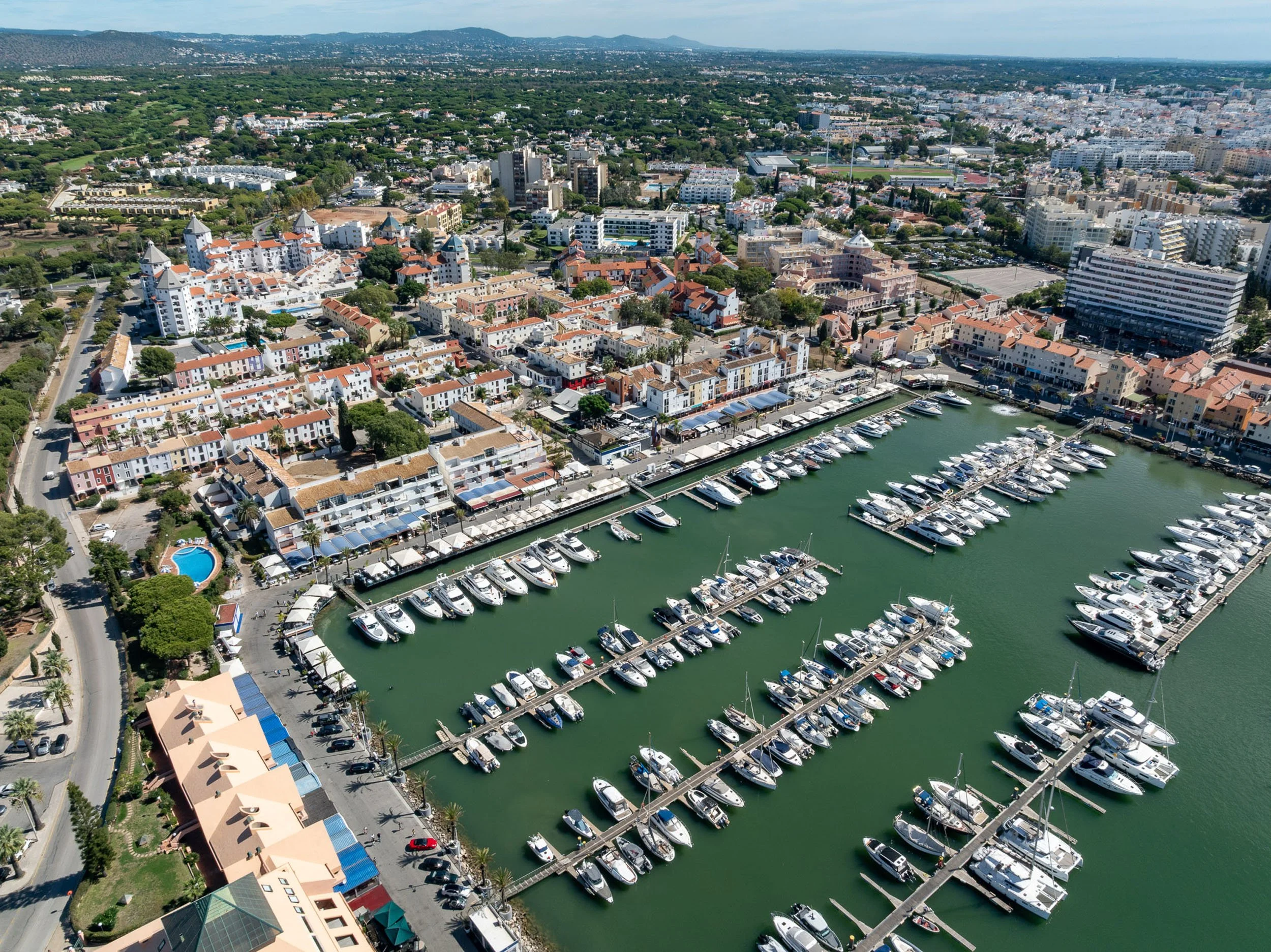 vilamoura-algarve-portugal-luxury-resort-marina-golf-aerial-06.jpg