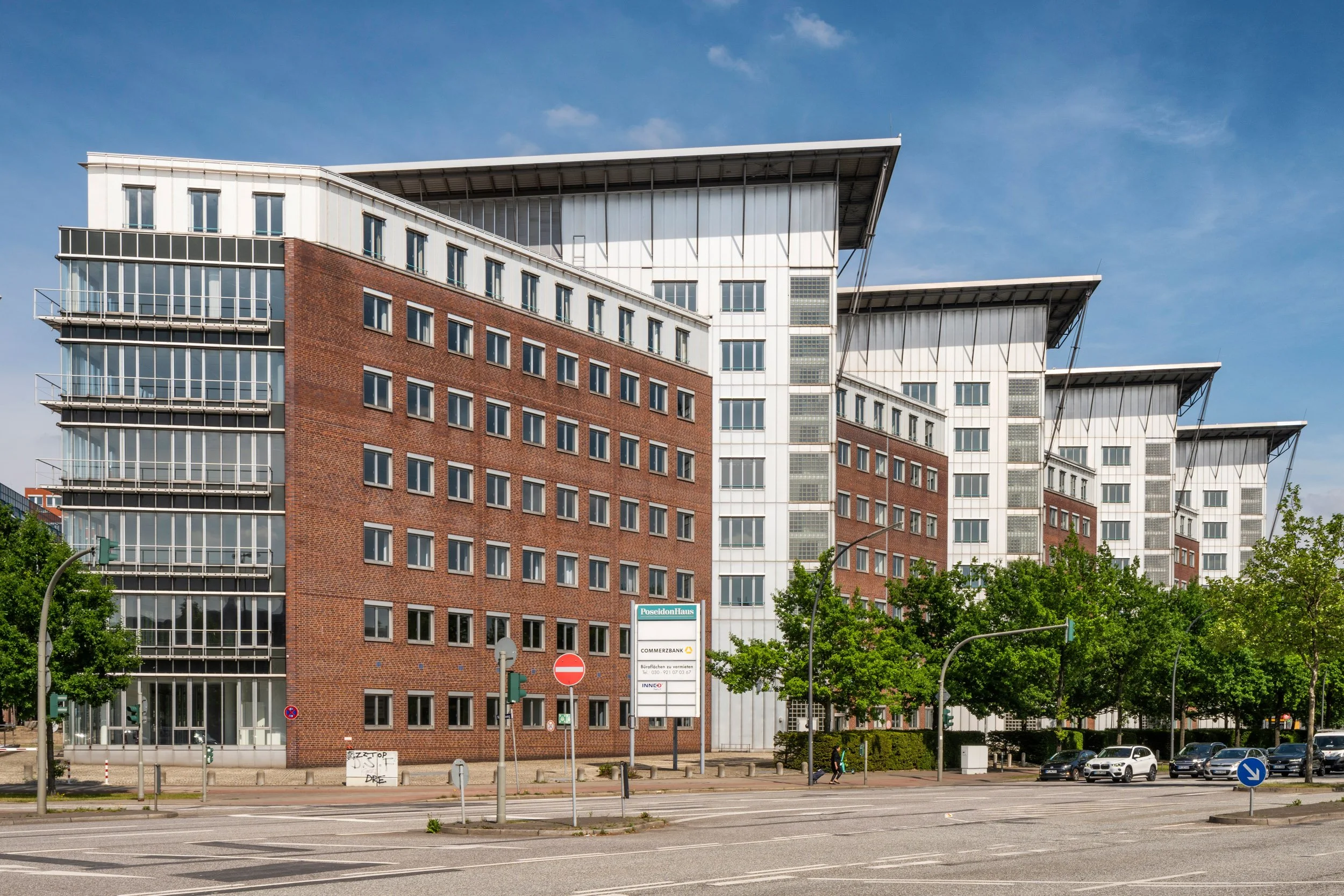 poseidonhaus-amsinckstrasse-63-71d-hamburg-arax-investment-partners-exterior-interior-aerial-joas-souza-16.jpg