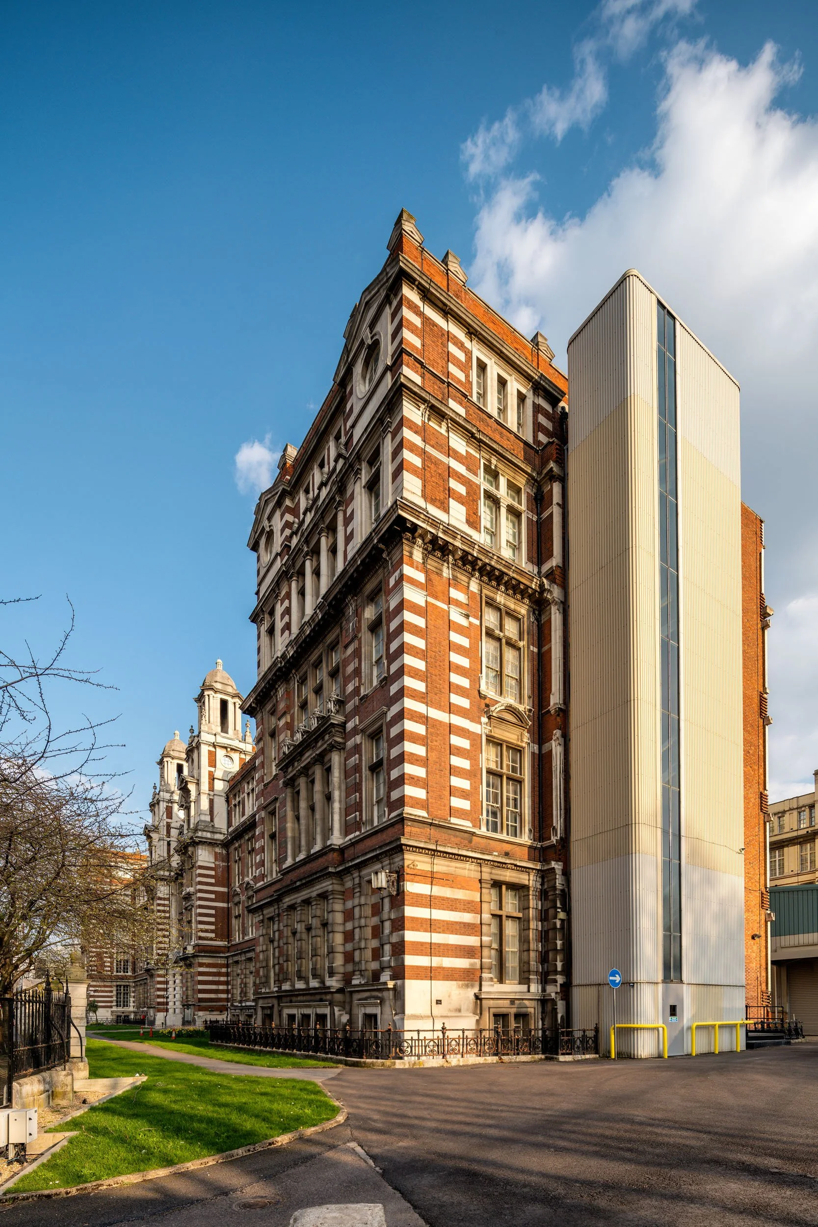 blythe-house-kensington-london-commercial-office-building-23.jpg