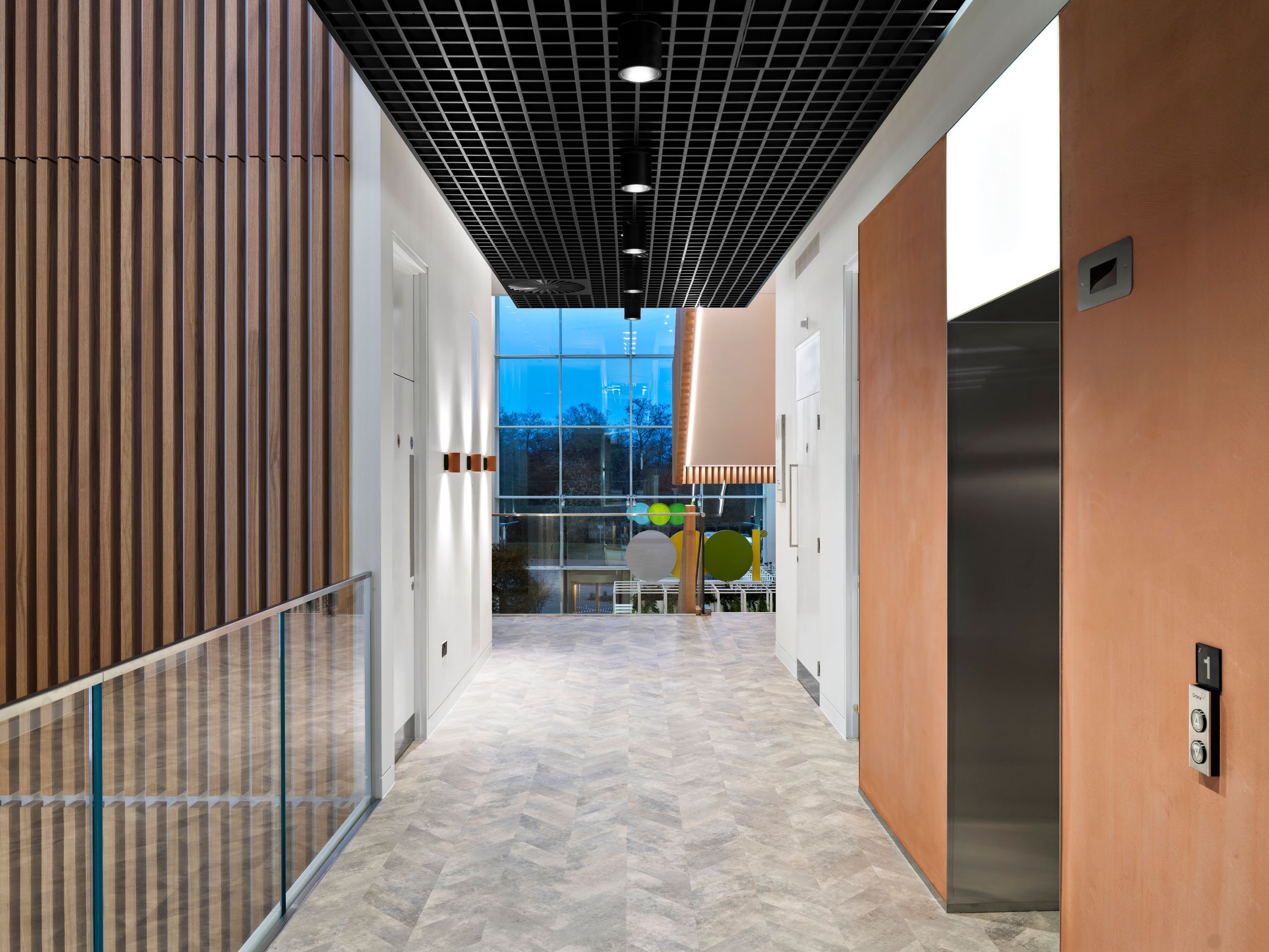 chertsey-surrey-uk-samsung-house-corporate-office-building-30.jpg