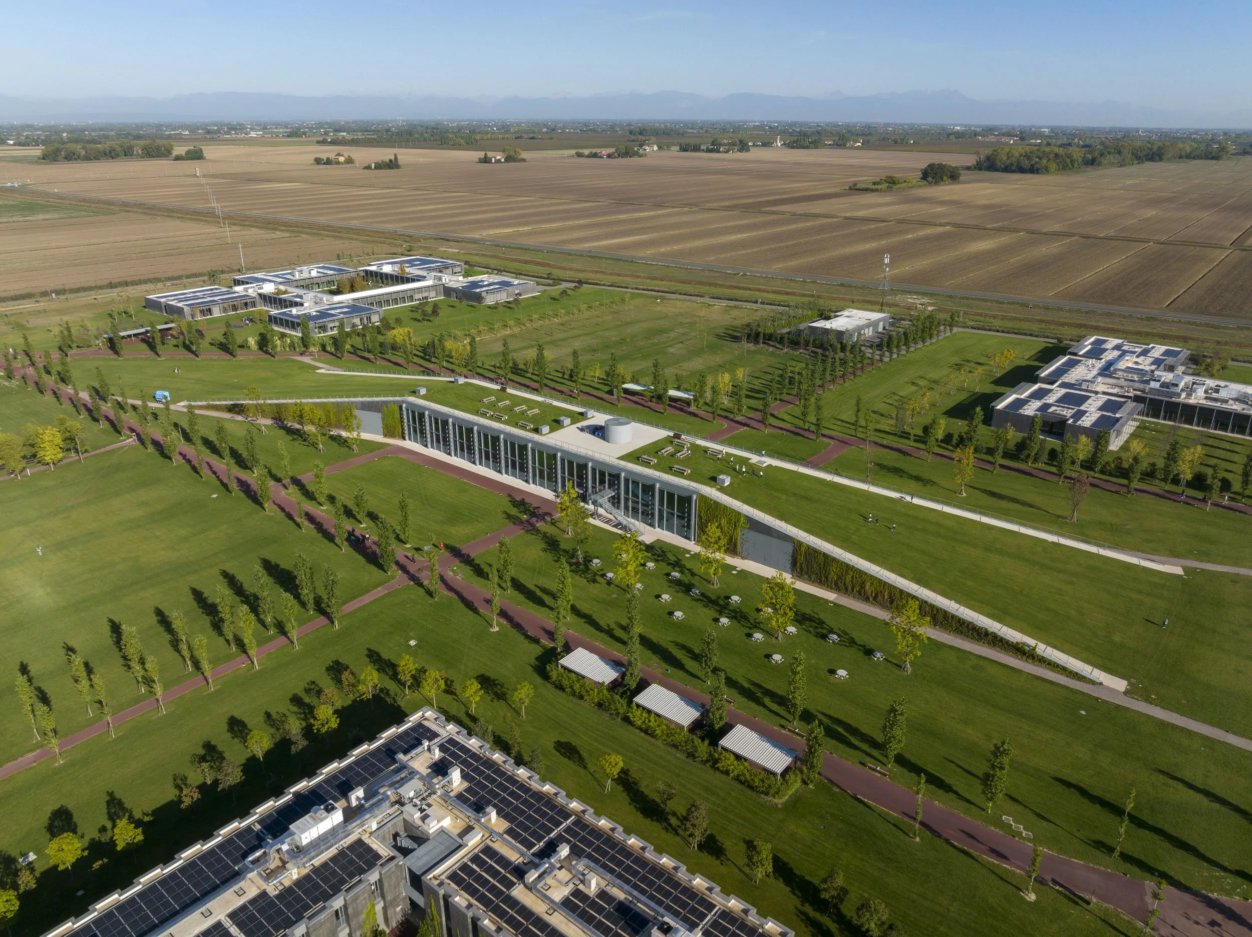 h-farm-educational-campus-italy-rshp-aerial-030.jpg