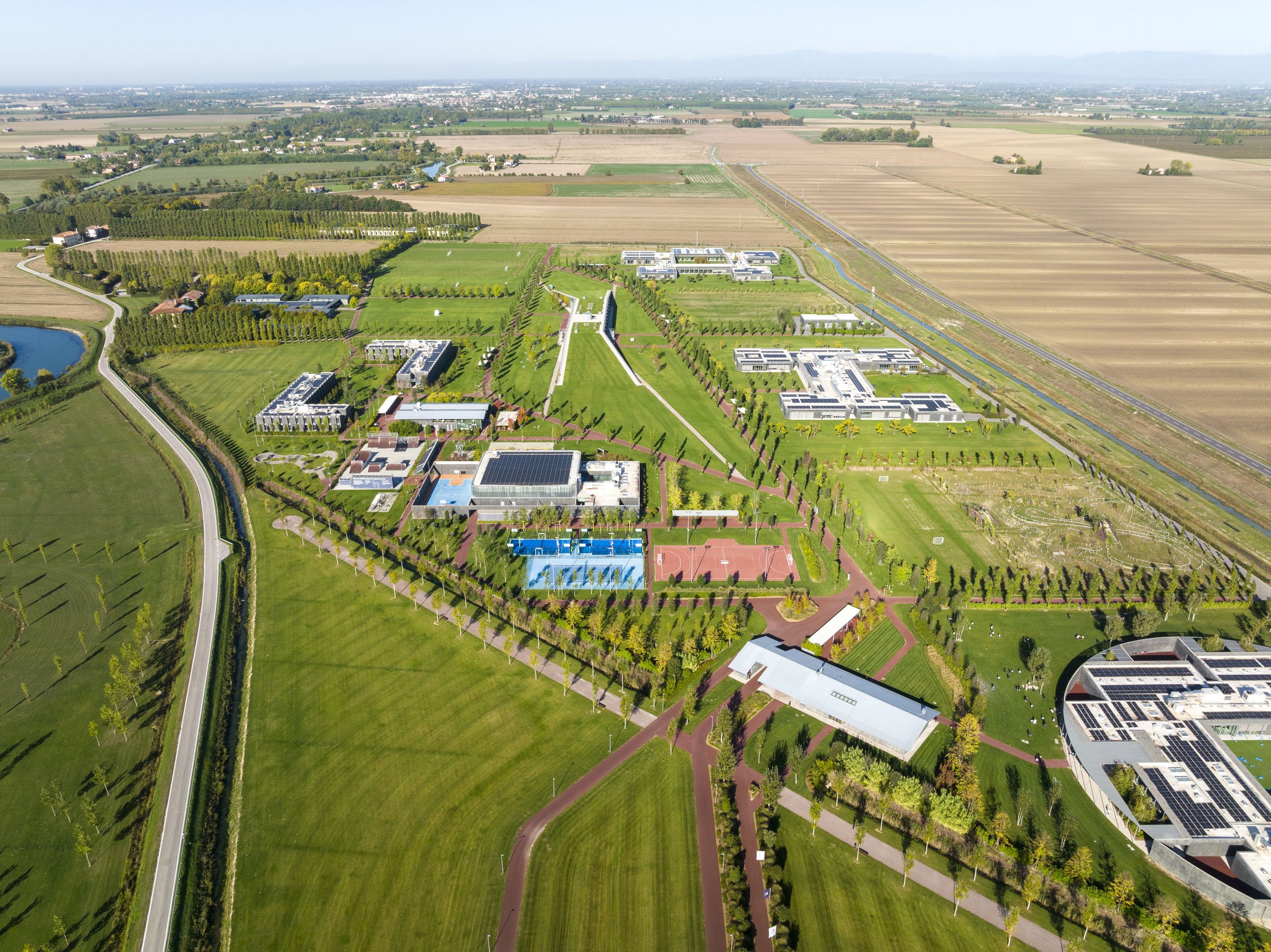 h-farm-educational-campus-italy-rshp-aerial-047.jpg