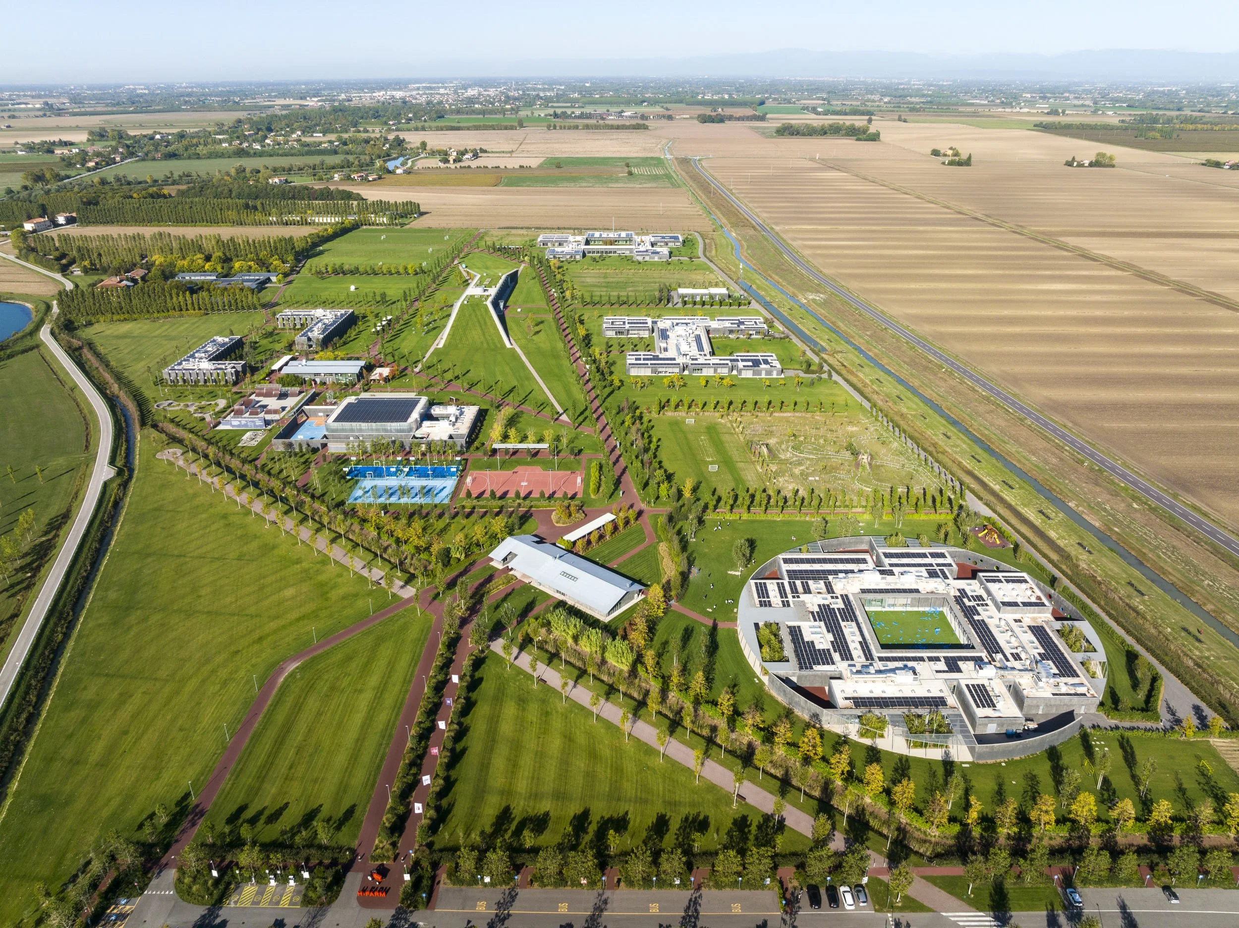 h-farm-educational-campus-italy-rshp-aerial-048.jpg