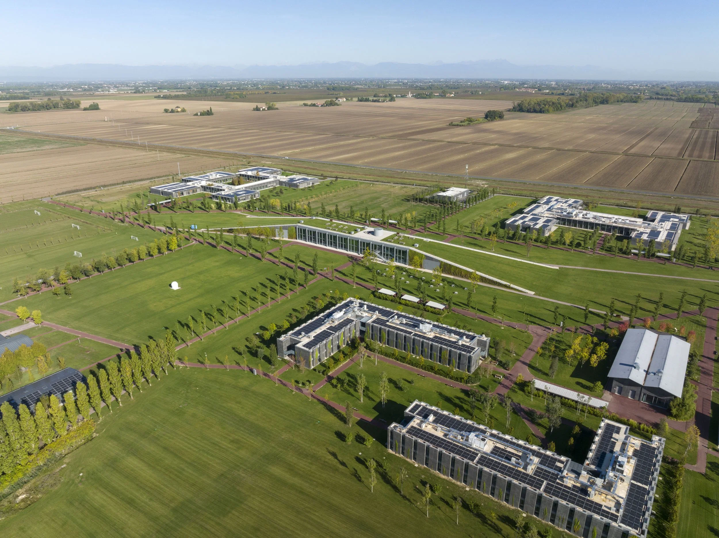 h-farm-educational-campus-italy-rshp-aerial-050.jpg