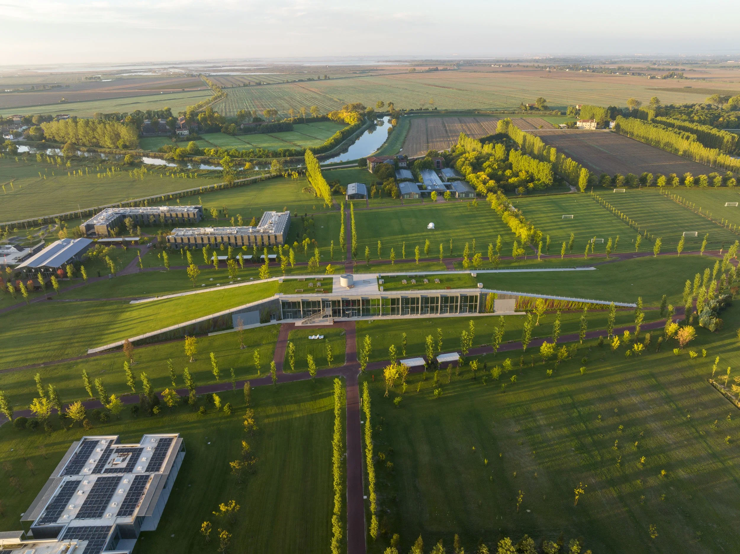h-farm-educational-campus-italy-rshp-aerial-073.jpg