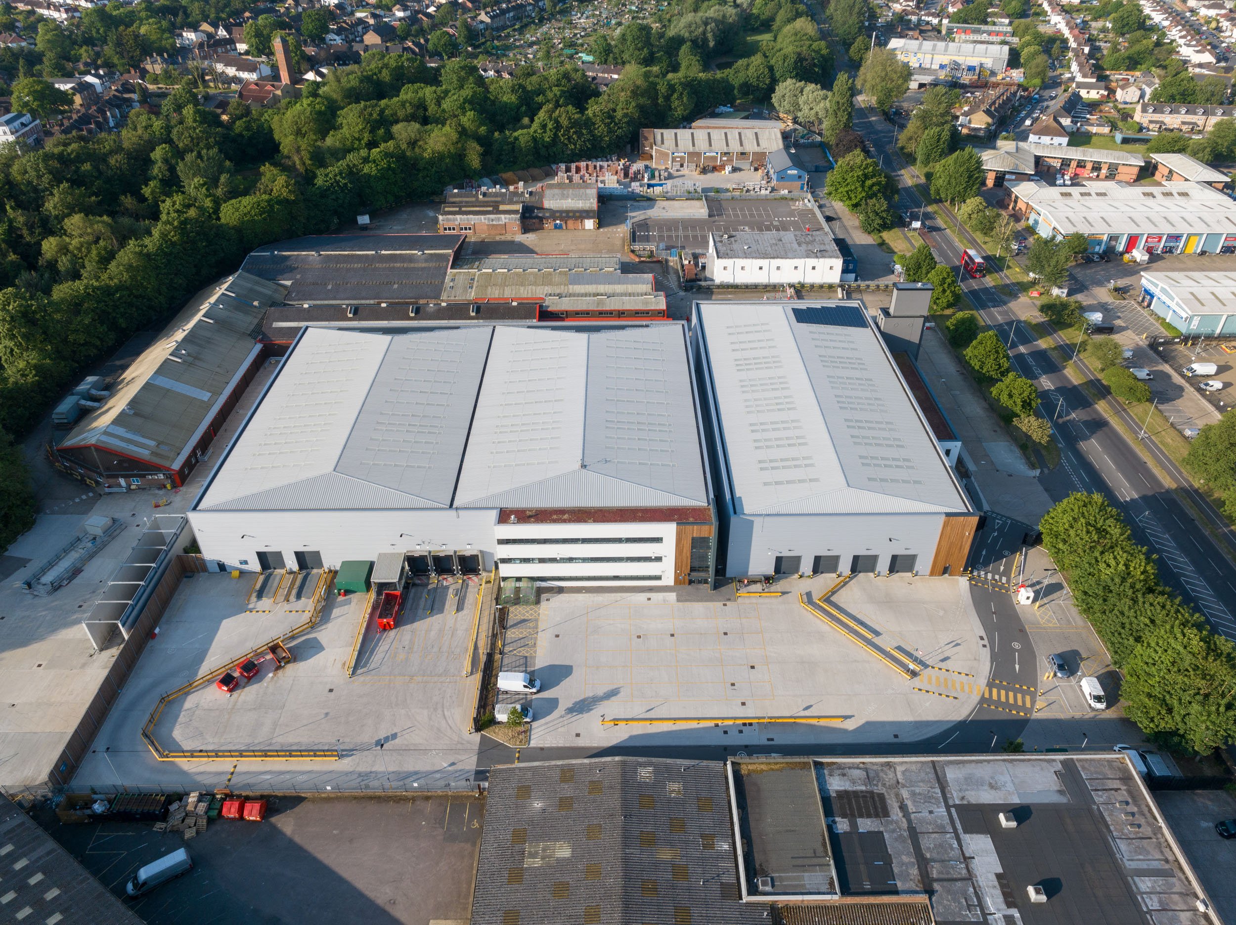 orpington-greater-london-uk-amazon-logistics-warehouse-aerial-33.jpg