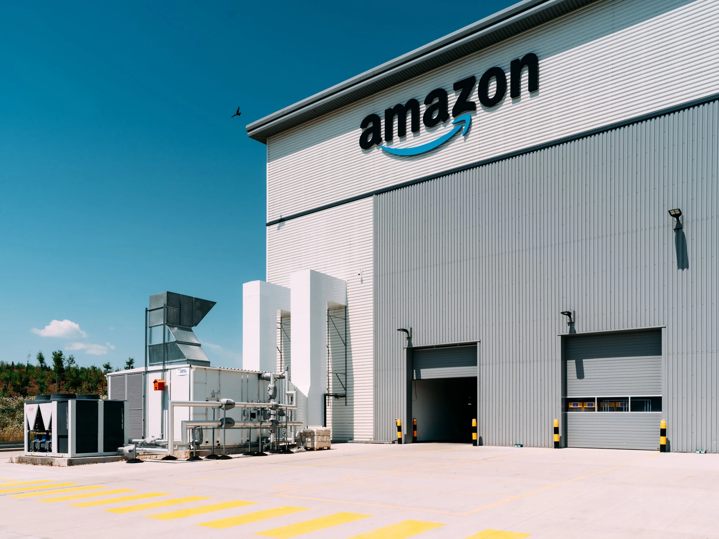 hinckley-leicestershire-uk-amazon-logistics-warehouse-industrial-17.jpg