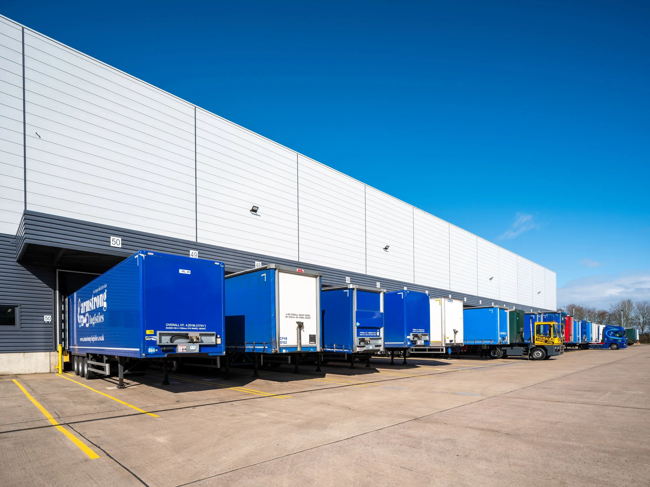 logistics-distribution-centre-magna-park-uk-27.jpg