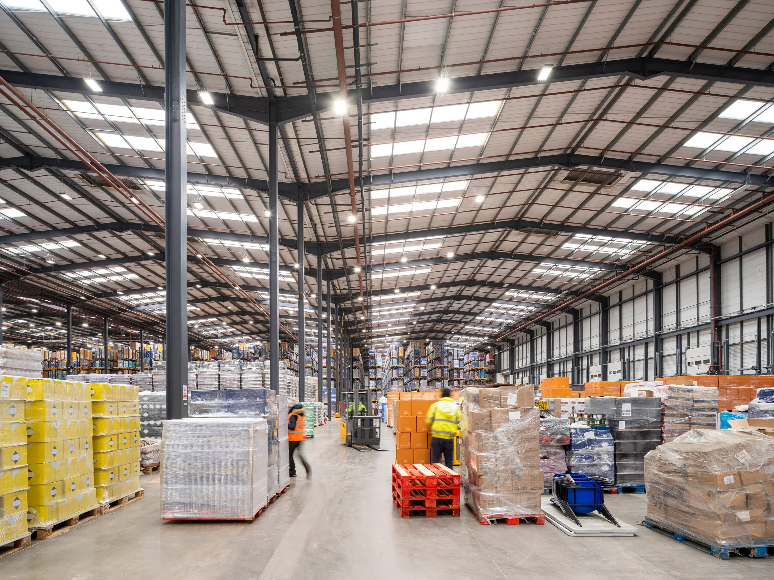 logistics-warehouse-interior-magna-park-lutterworth-41.jpg