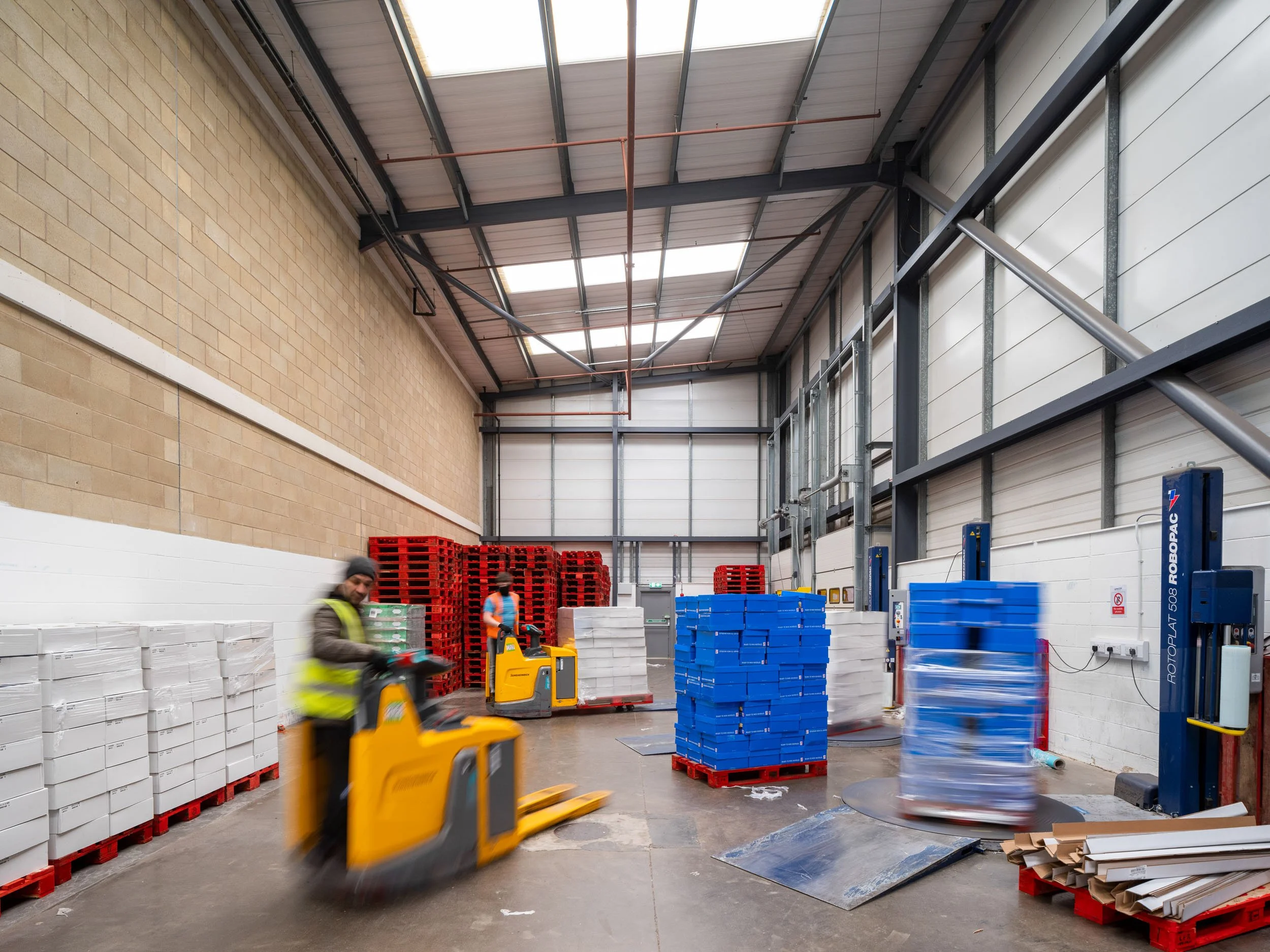 logistics-warehouse-interior-magna-park-lutterworth-50.jpg
