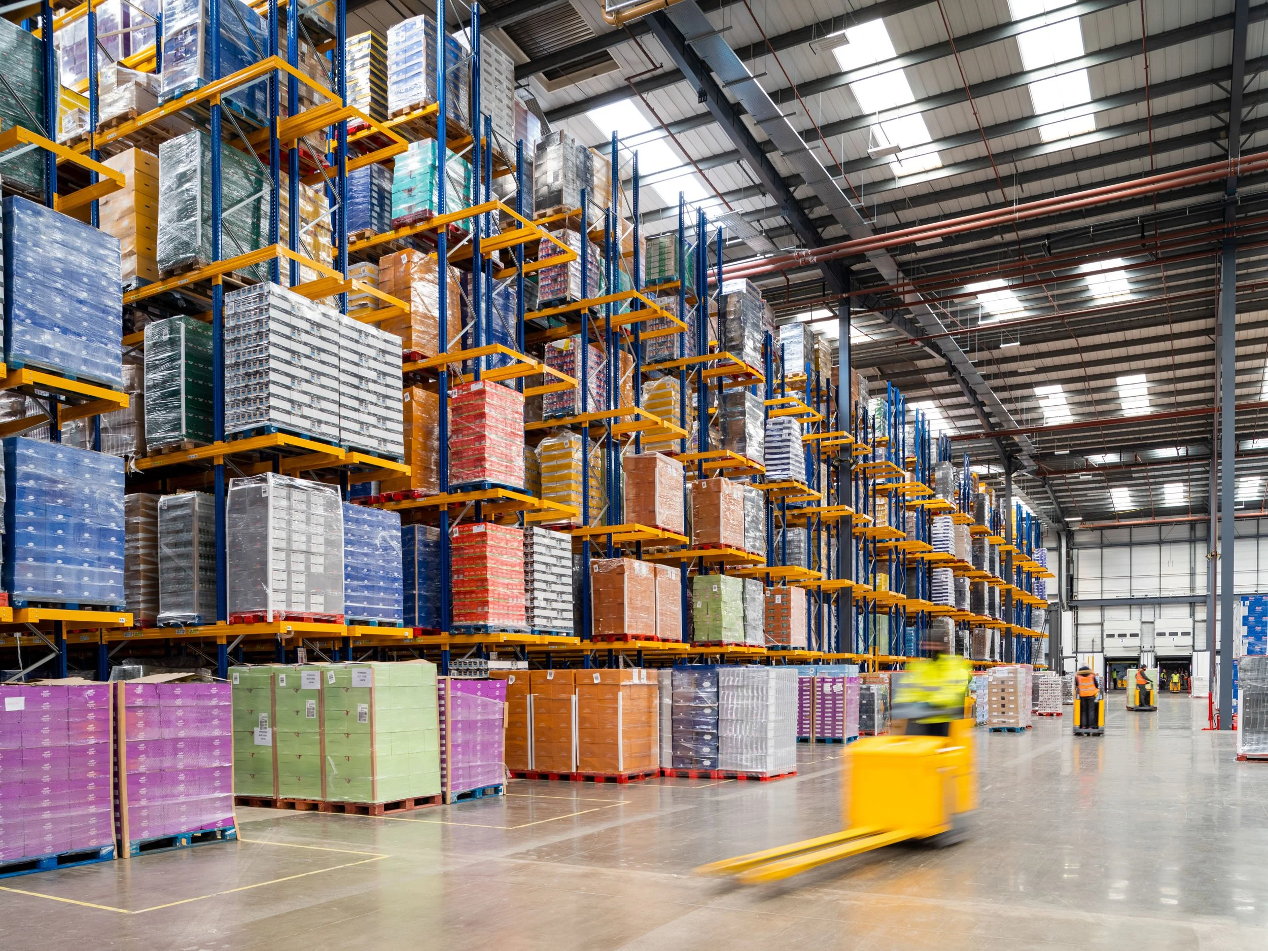 logistics-warehouse-interior-magna-park-lutterworth-66.jpg
