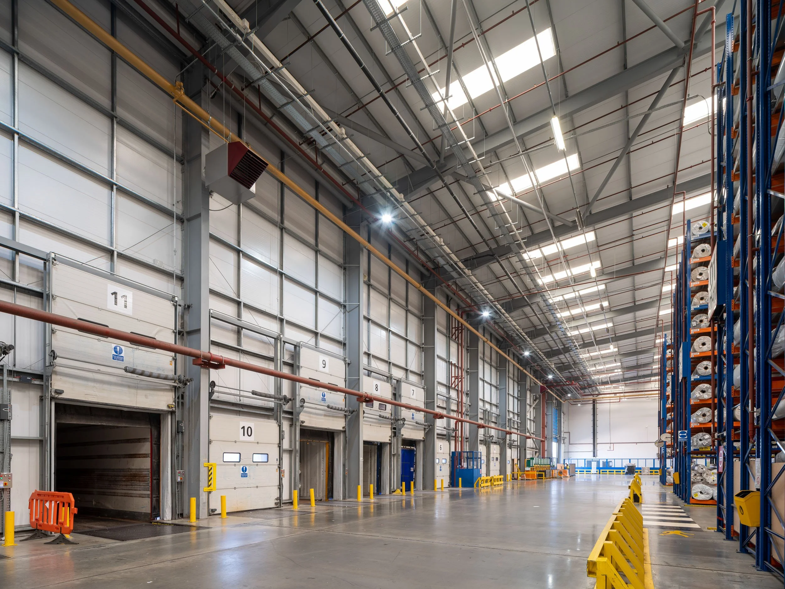 former-carpetright-distribution-centre-purfleet-industrial-06.jpg