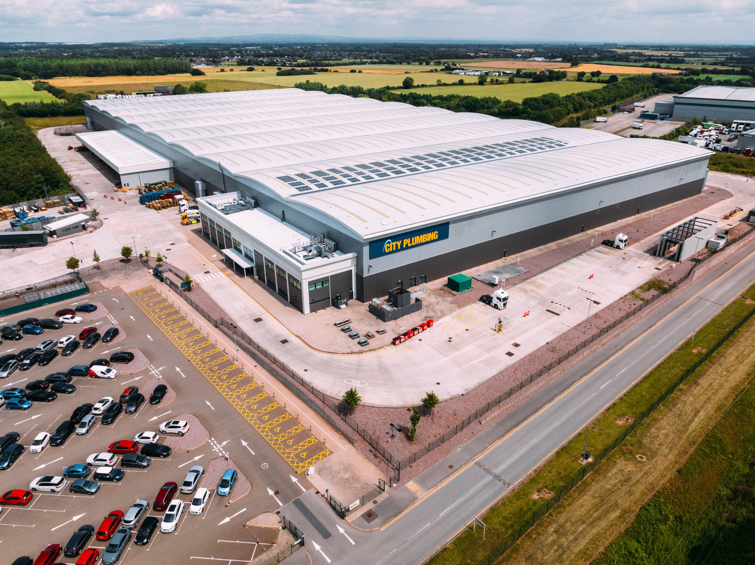 uk-city-plumbing-supplies-logistics-warehouse-industrial-49.jpg