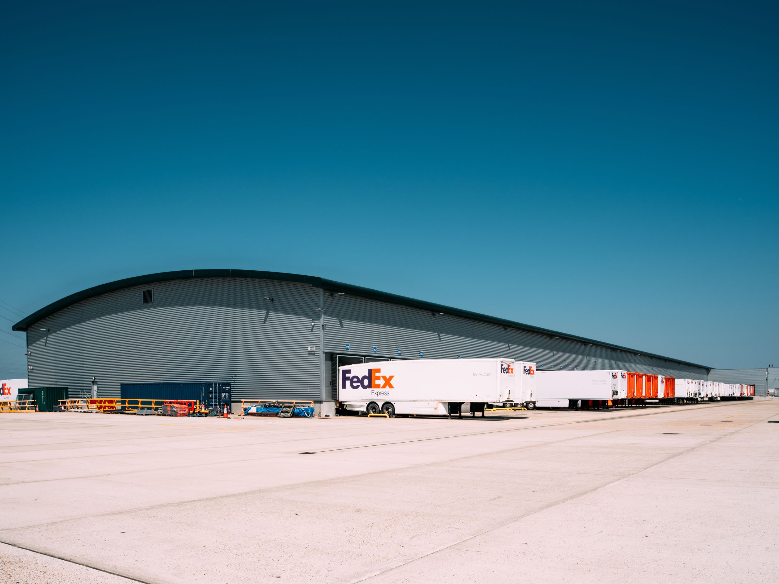 orpington-greater-london-uk-fedex-logistics-warehouse-aerial-10.jpg