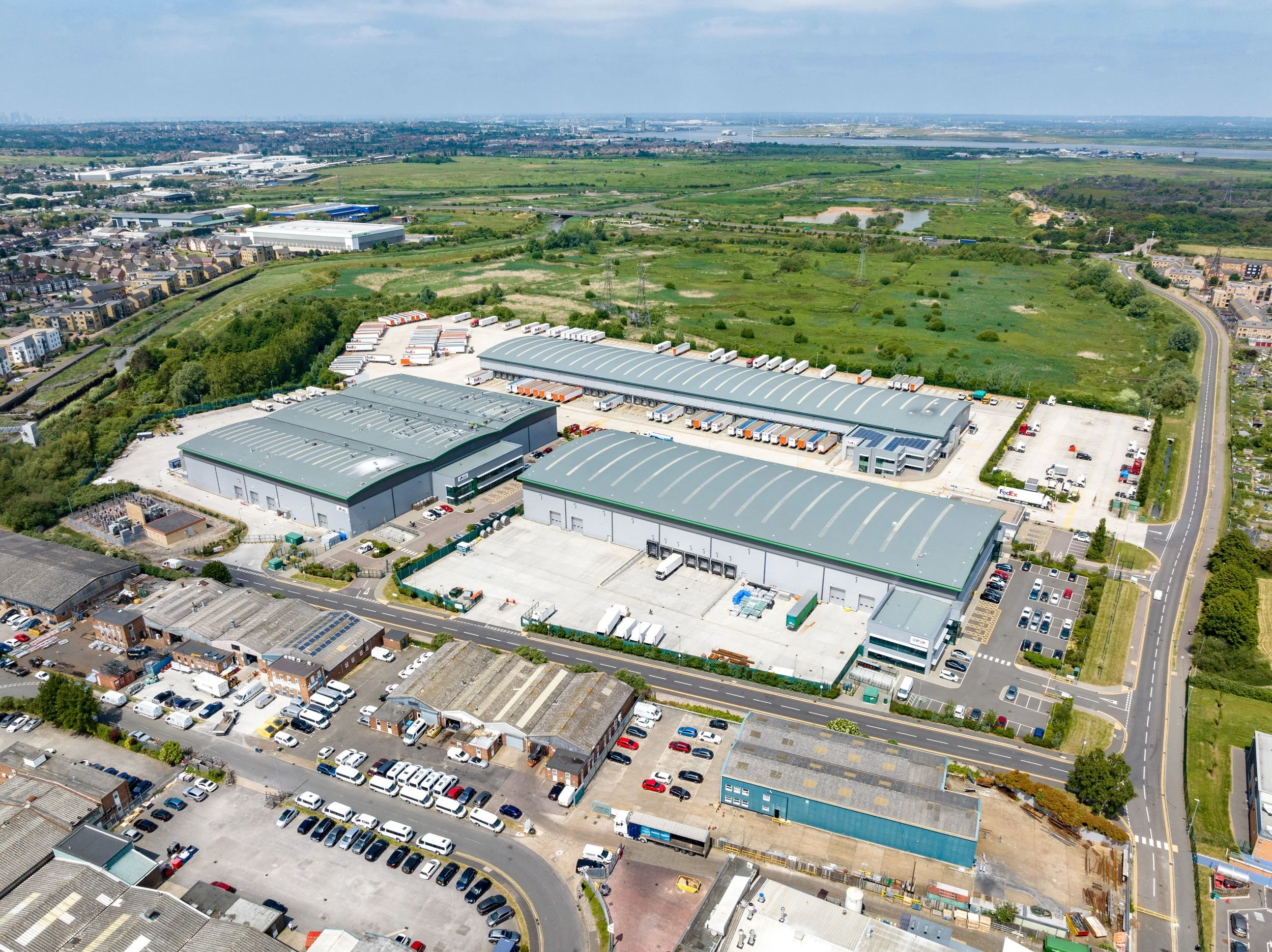 orpington-greater-london-uk-fedex-logistics-warehouse-aerial-17.jpg