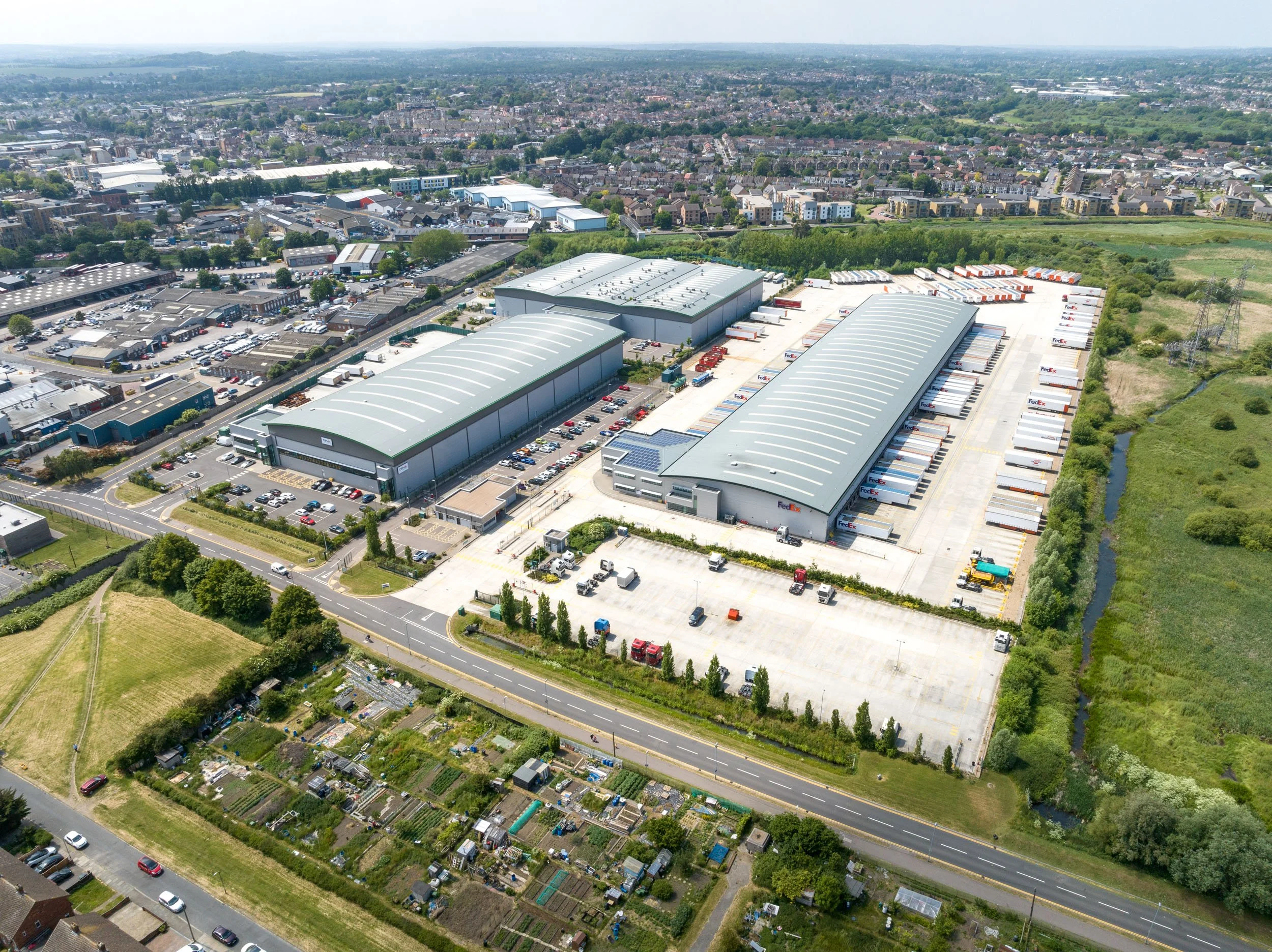 orpington-greater-london-uk-fedex-logistics-warehouse-aerial-19.jpg