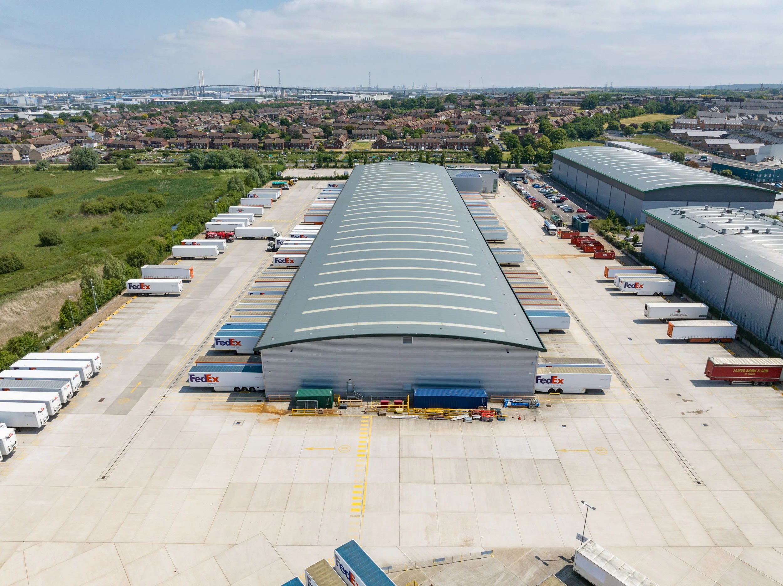 orpington-greater-london-uk-fedex-logistics-warehouse-aerial-22.jpg