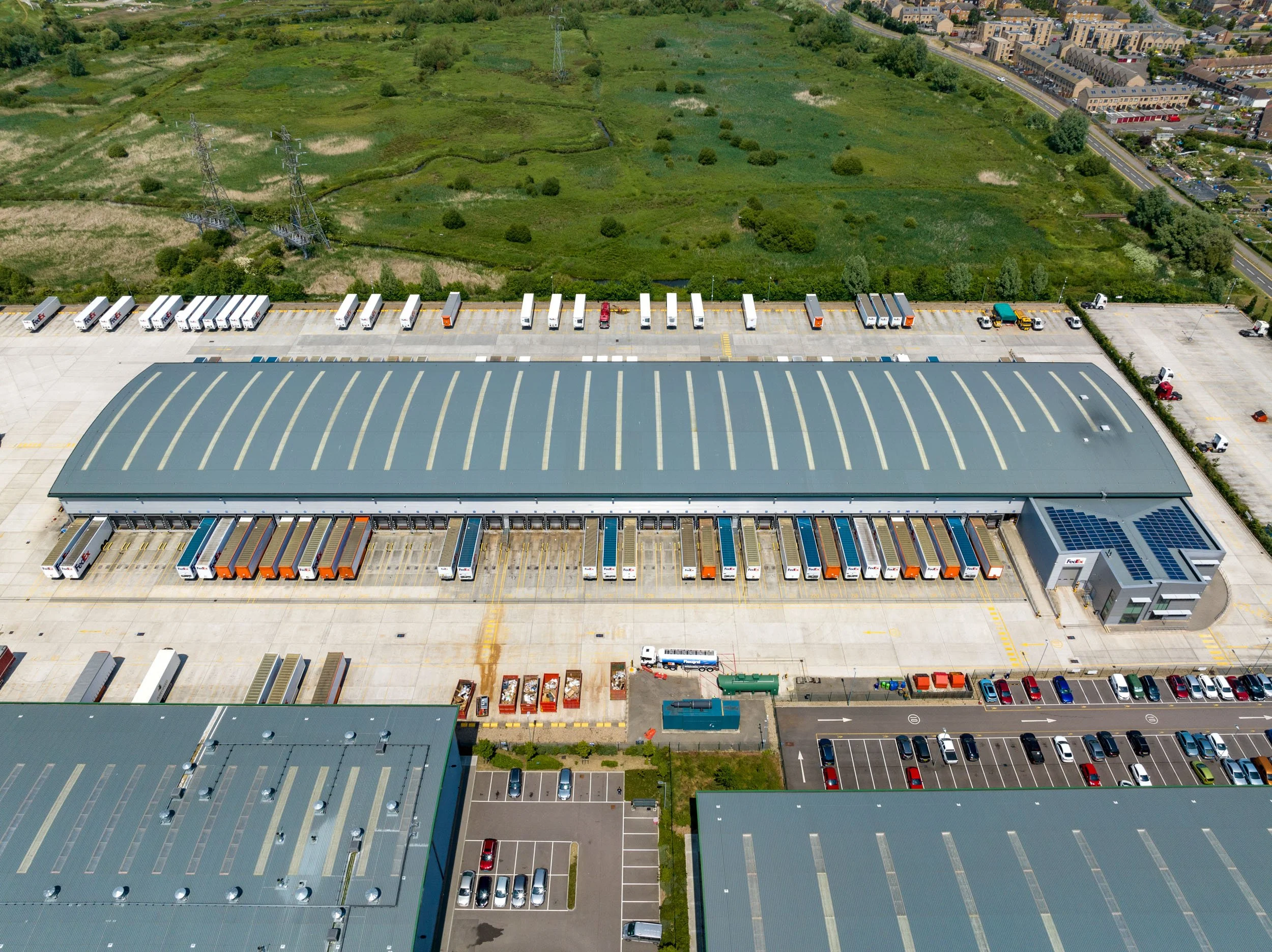 orpington-greater-london-uk-fedex-logistics-warehouse-aerial-27.jpg