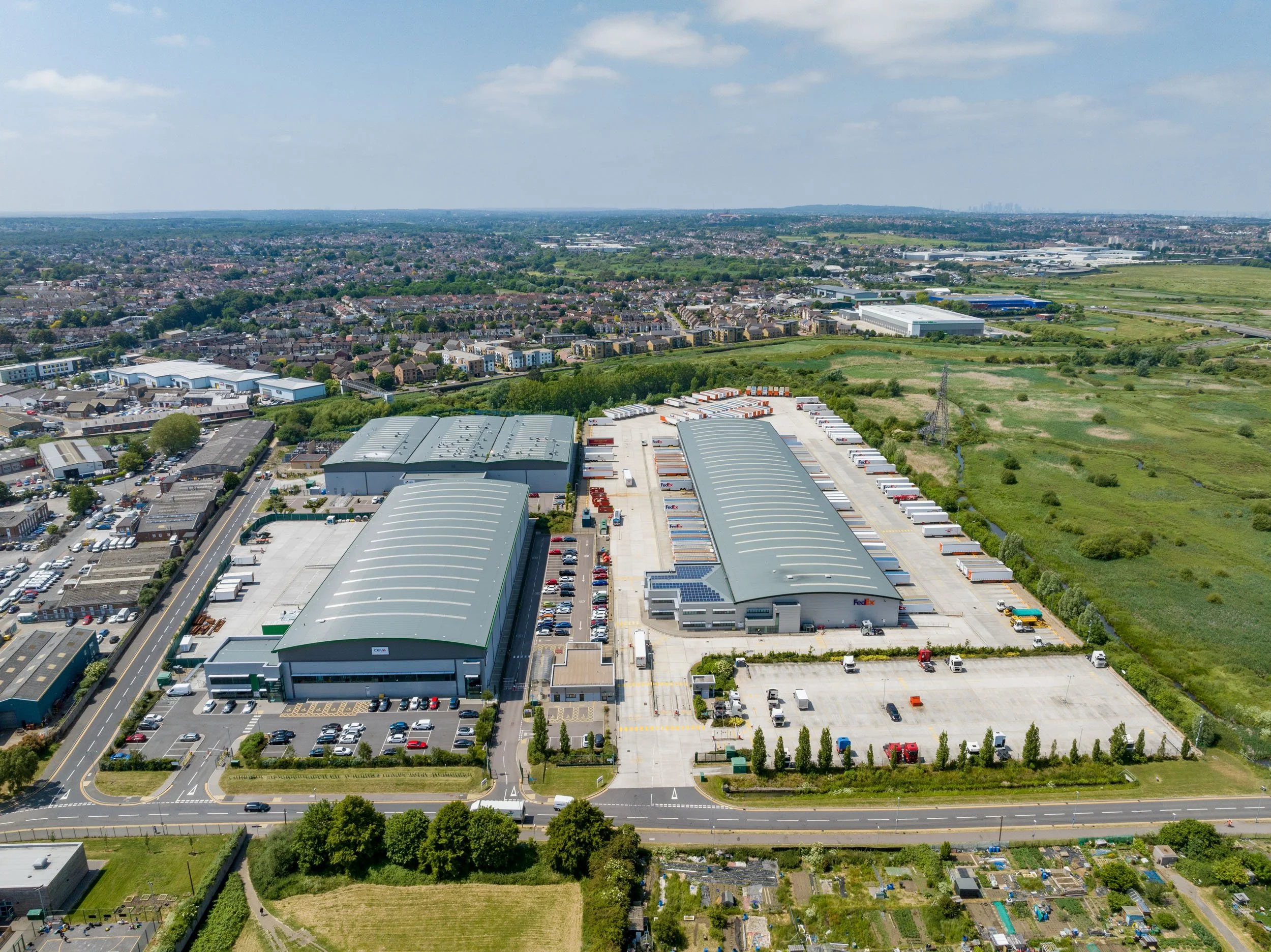 orpington-greater-london-uk-fedex-logistics-warehouse-aerial-29.jpg